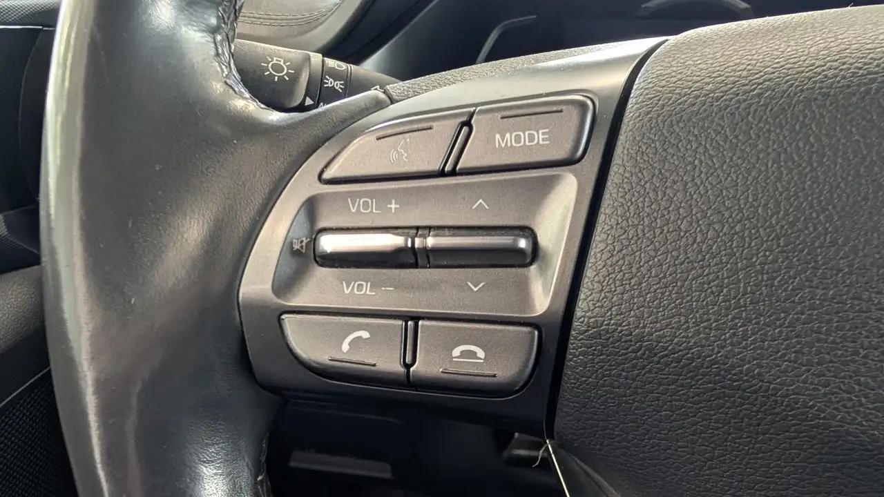 Hyundai IONIQ снимка Hyundai IONIQ