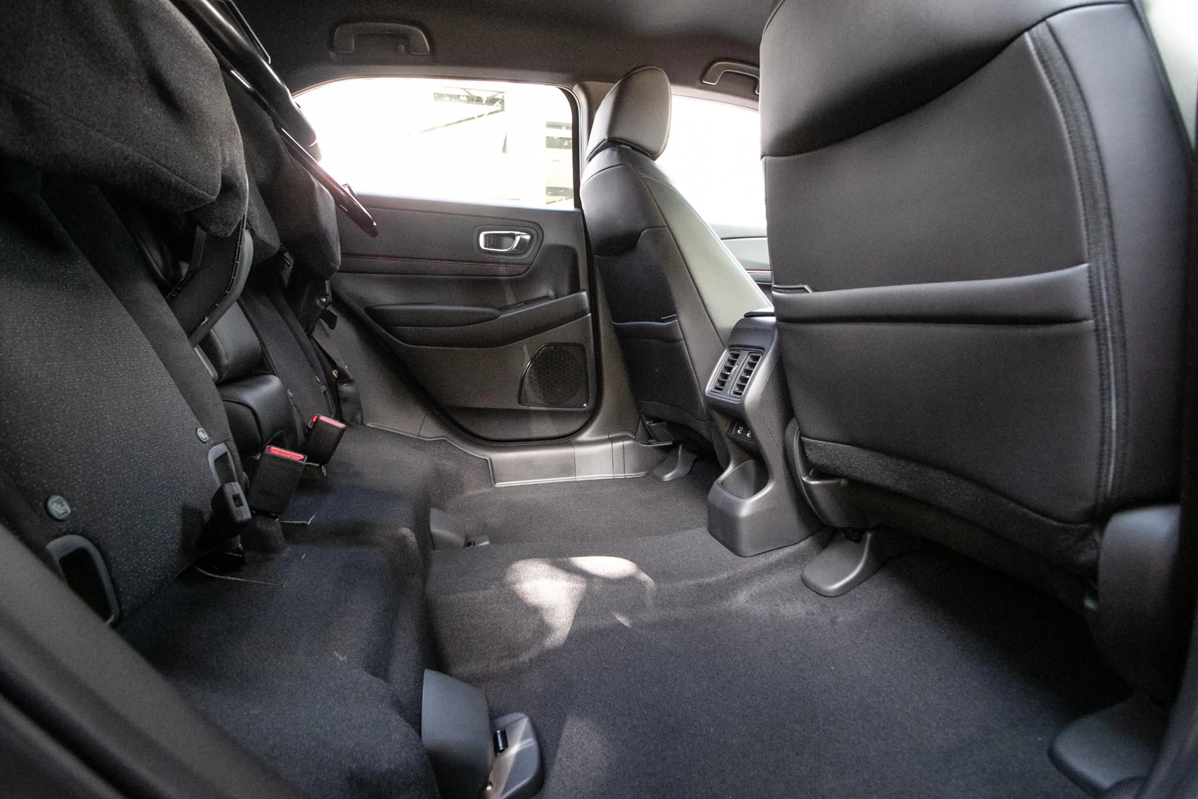 Honda HR-V 1.5 e:HEV Advance Sport — photo 8