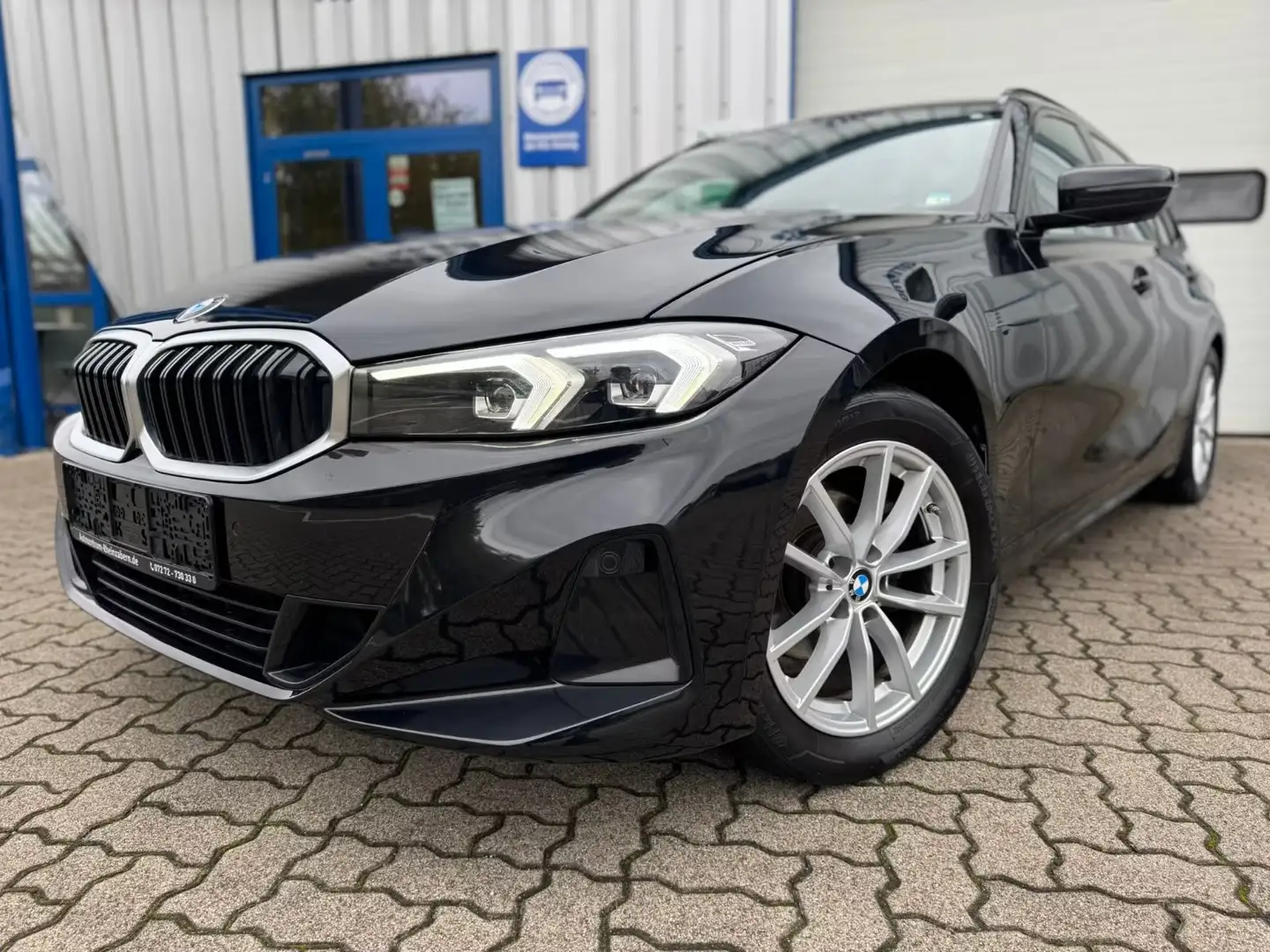 BMW 318 318d touring 2023 150cv aut. Nero - 1