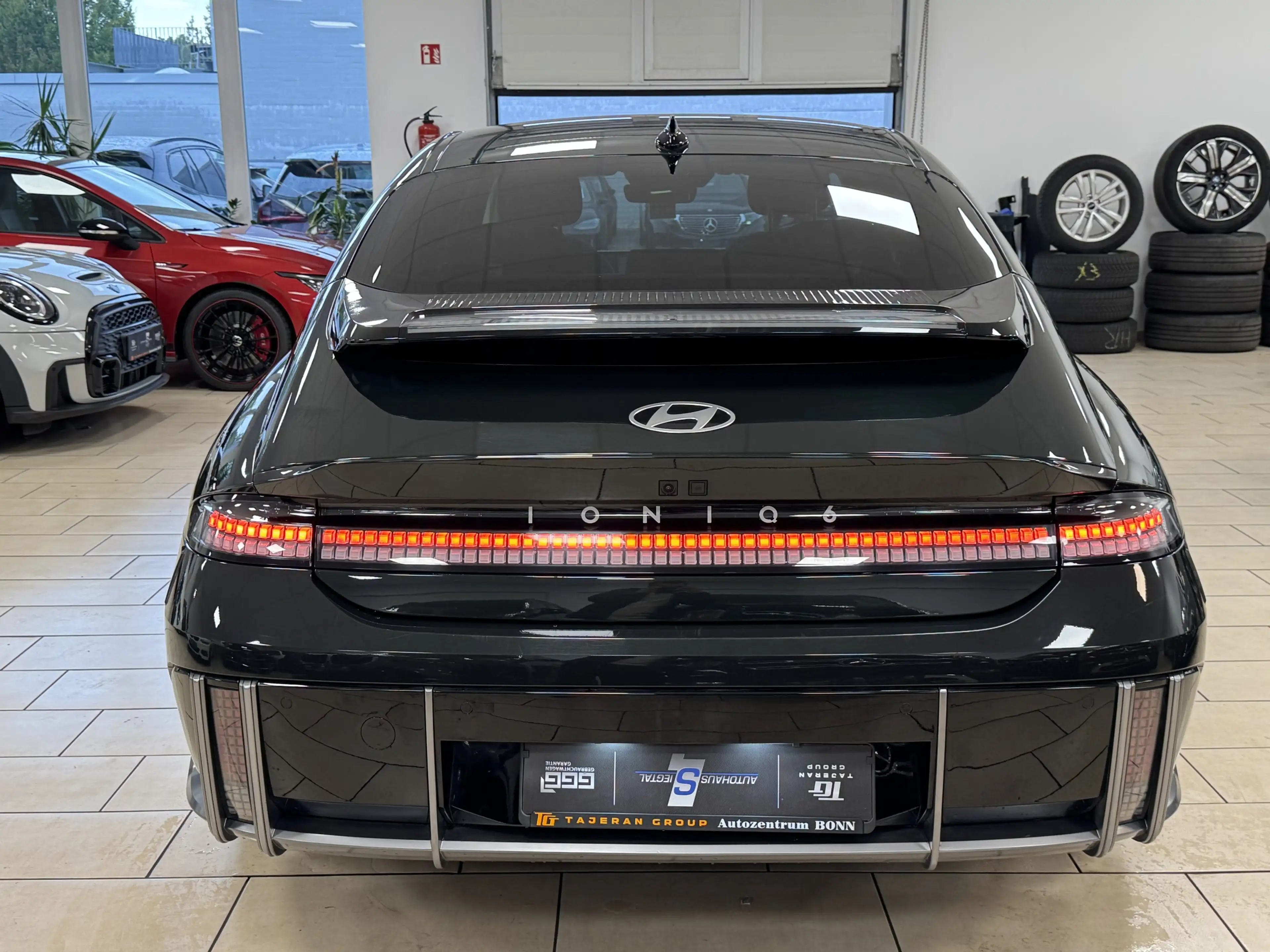Hyundai IONIQ 6 Uniq Leder BOSE 360Cam Head-Up ACC LED — photo 6
