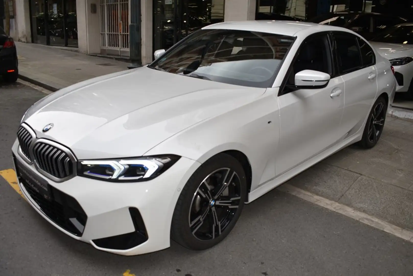 BMW BMW Serie 3 Berlina Automático de 5 Puertas Blanco - 1