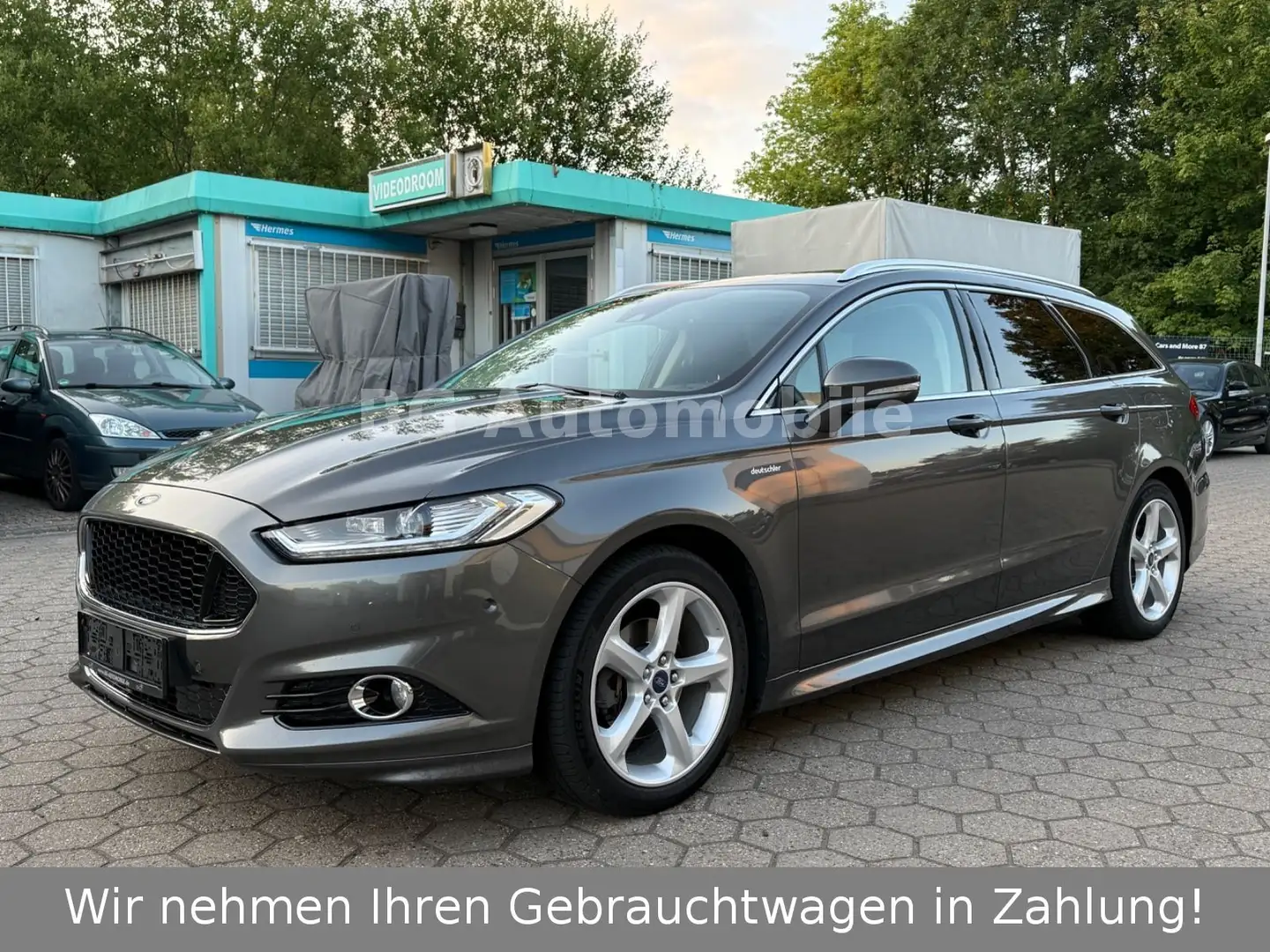 Ford Mondeo Turnier Titanium *Automatik*R-Kamera*AHK* Grau - 1