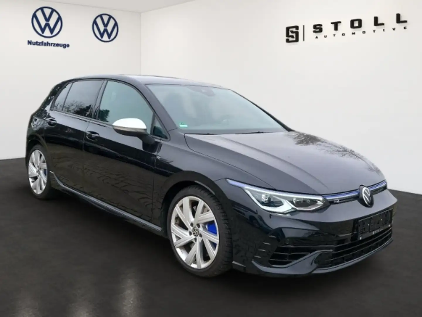 Volkswagen Golf VIII R 2.0 TSI DSG Matrix+Harman Kardon+++ Schwarz - 2