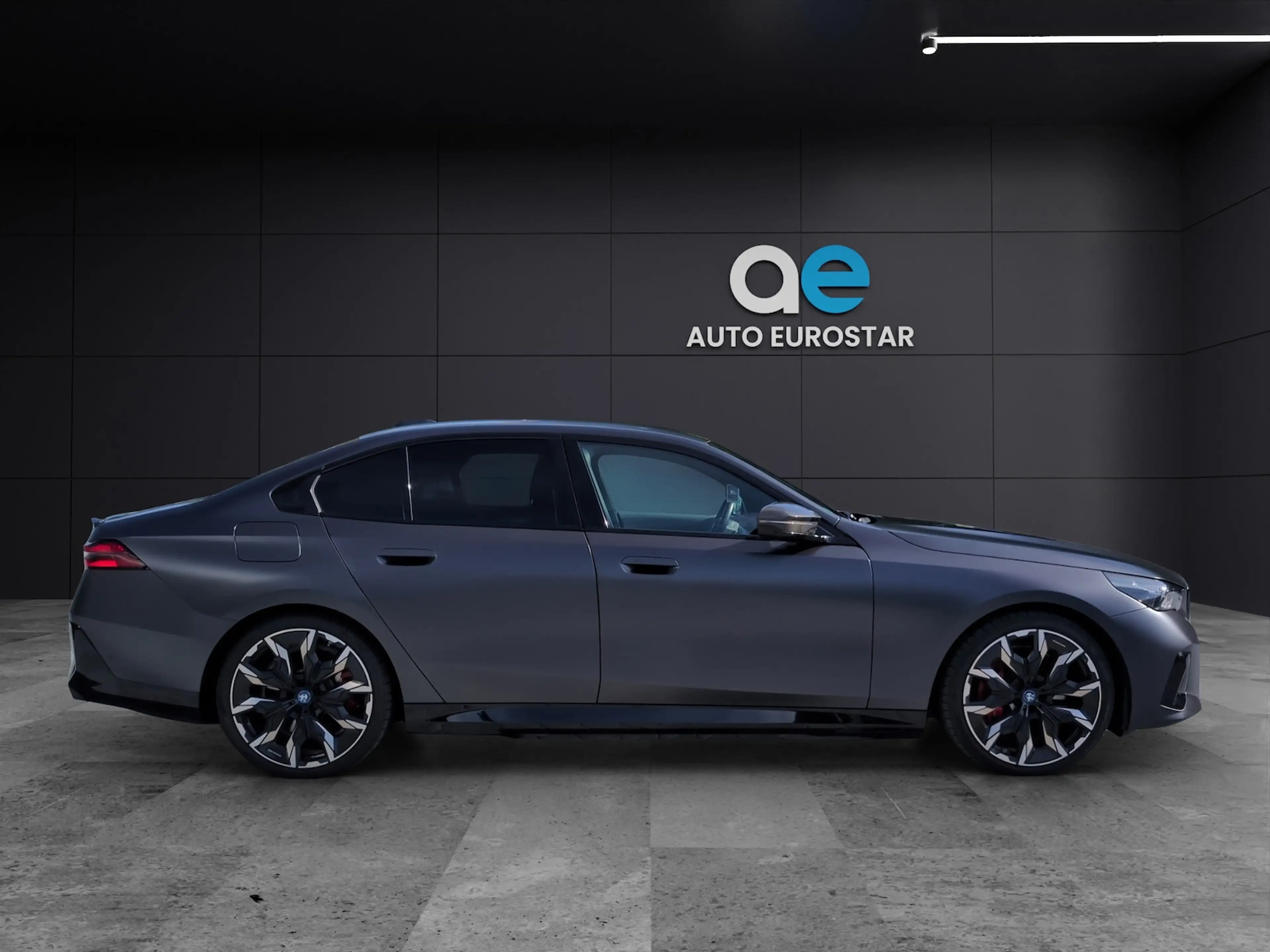 BMW i5 M60 xDrive *M Sport Pro*Carbon Paket* — photo 6
