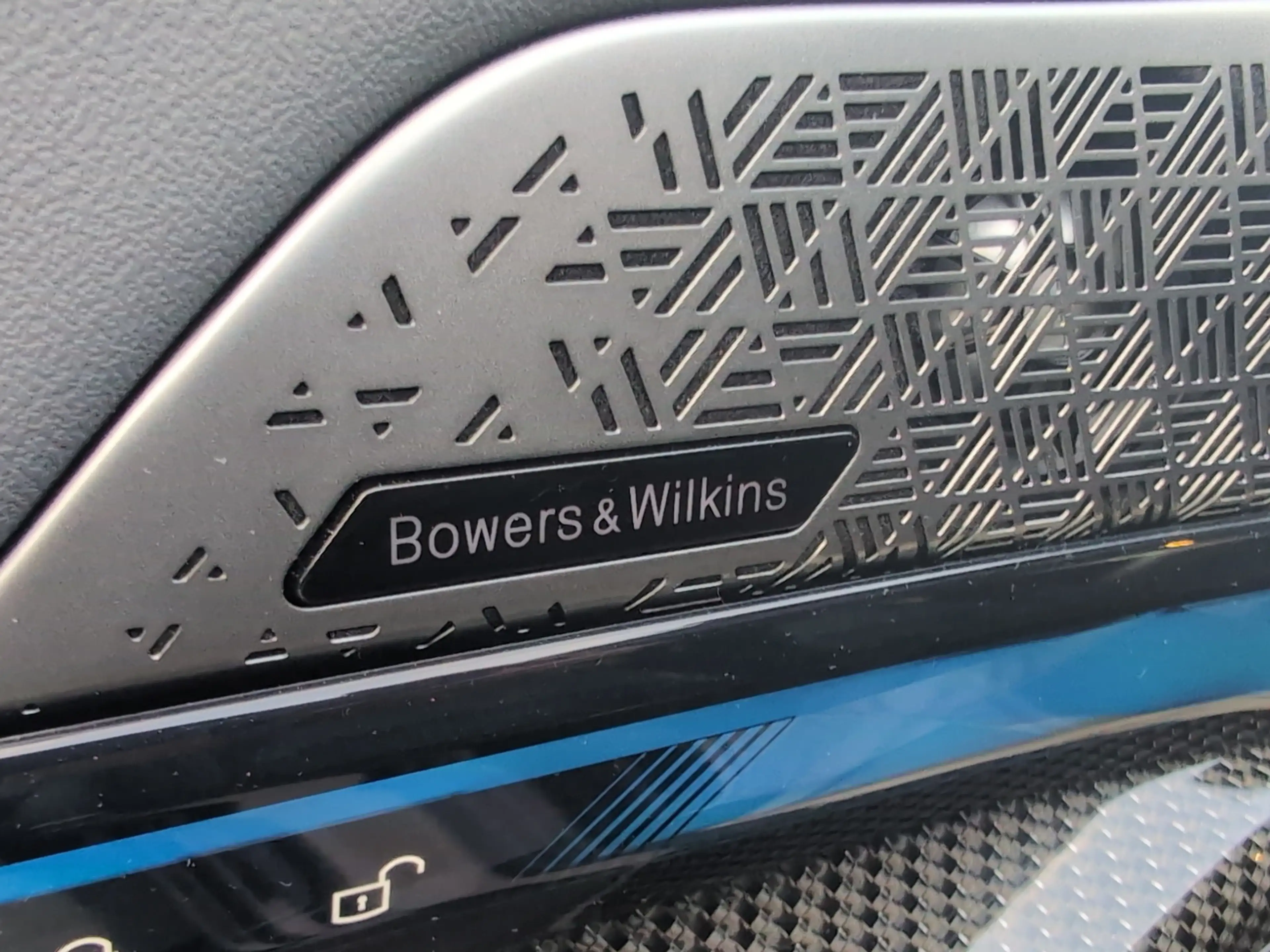 BMW i5 M60 xDrive *M Sport Pro*Carbon Paket* — photo 10