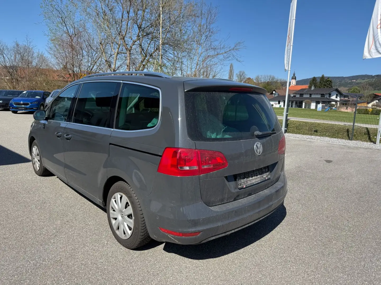 Volkswagen Sharan Comfort 7.Sitze Elk Türen Pdc Shz Tüv Au Neu Grau - 2