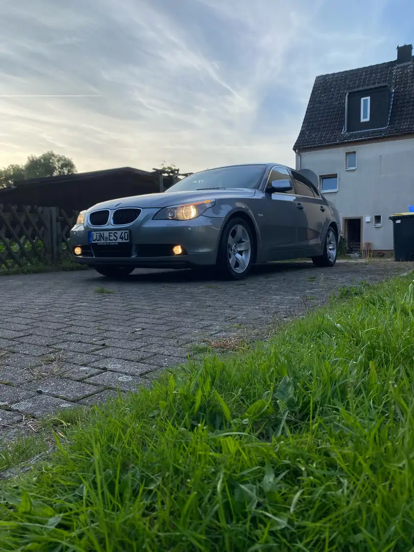 BMW 525 525i Gri - 1
