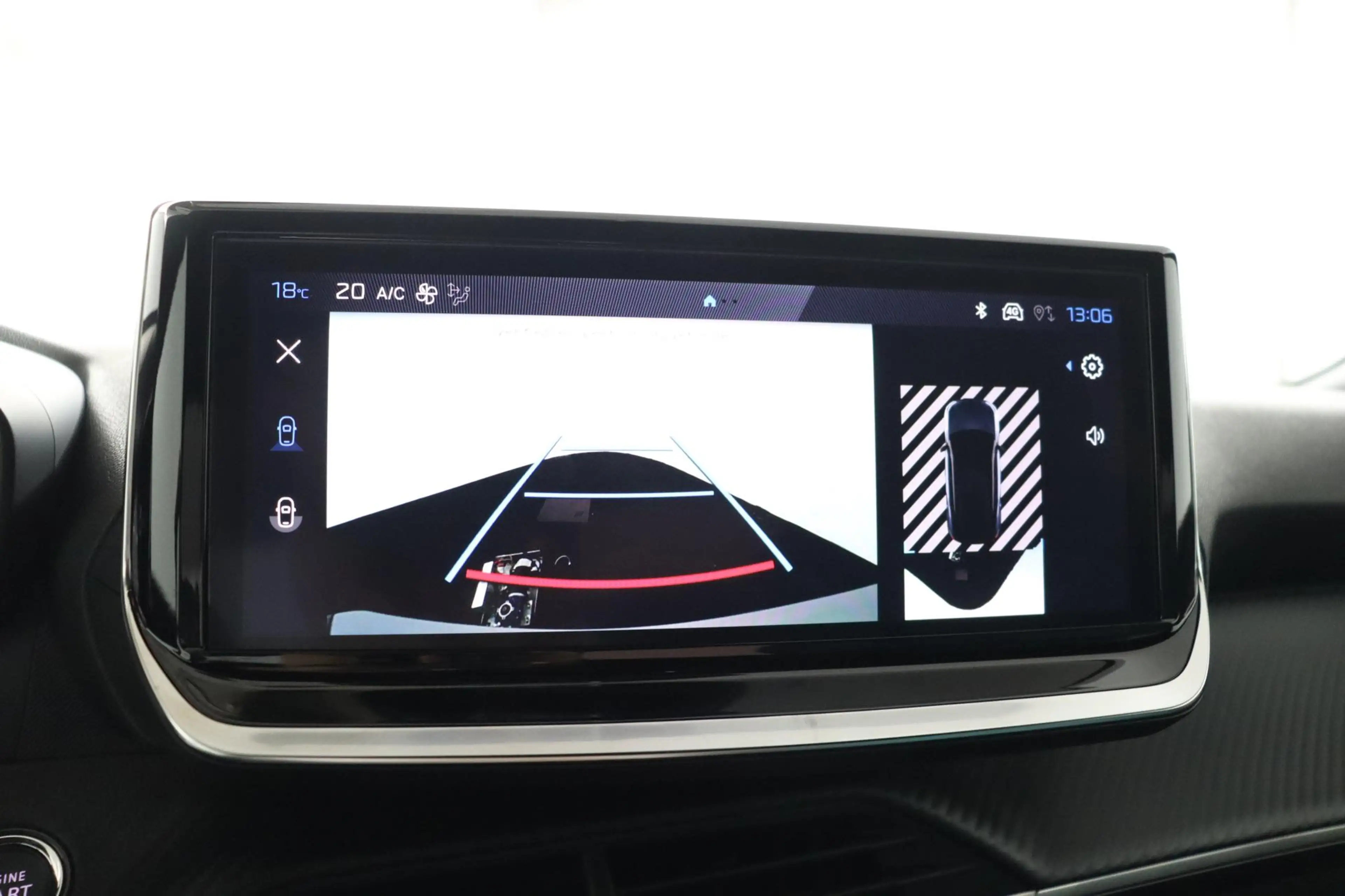 Peugeot e-2008 EV Envy 54 kWh | Apple Carplay/Android Auto | Navi — photo 8