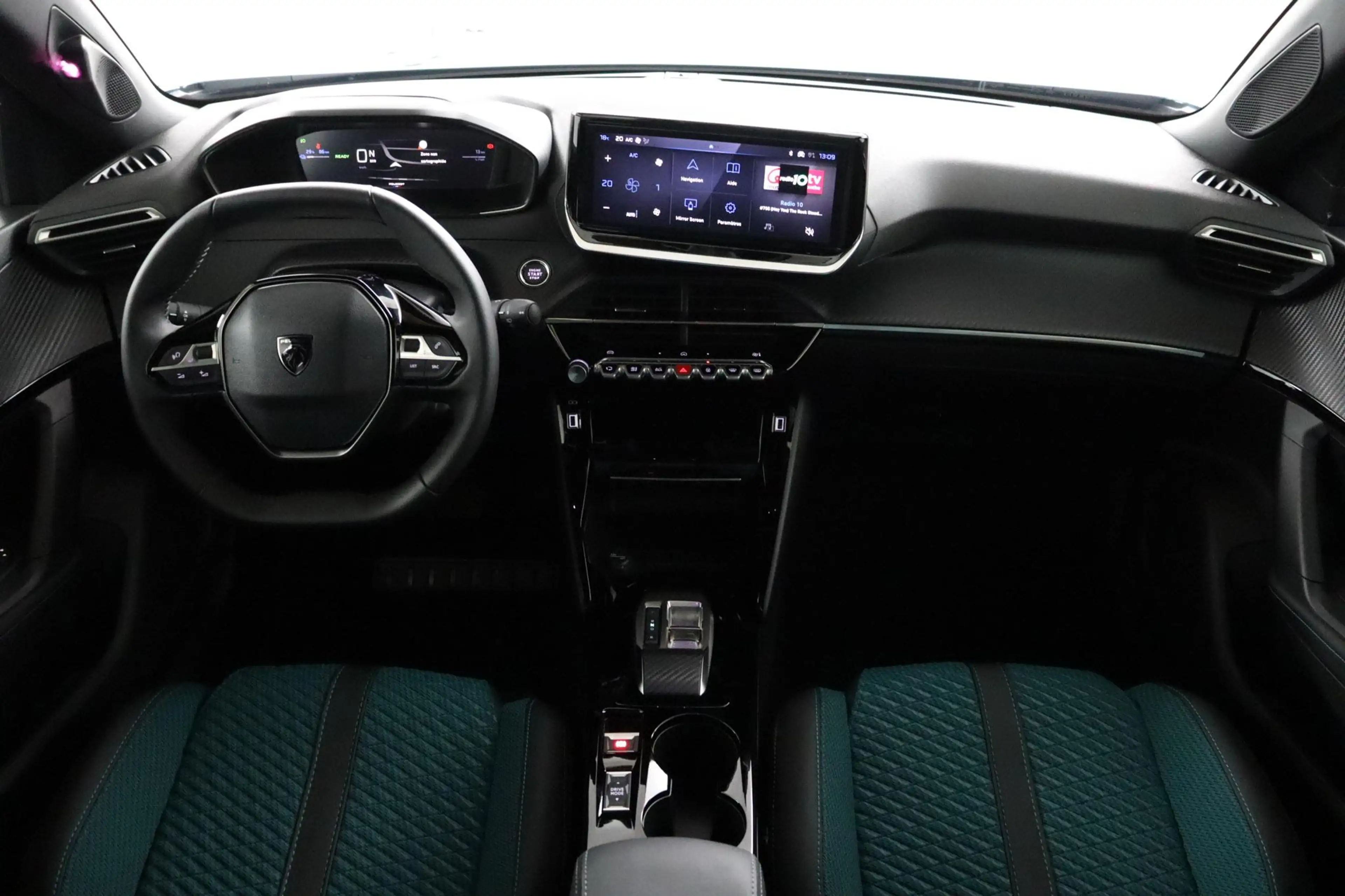 Peugeot e-2008 EV Envy 54 kWh | Apple Carplay/Android Auto | Navi — photo 4