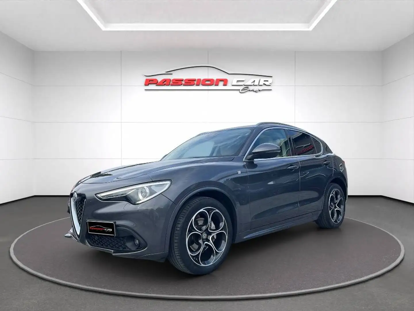 Alfa Romeo Stelvio 2.2 t Ti Q4 210cv auto Gris - 2