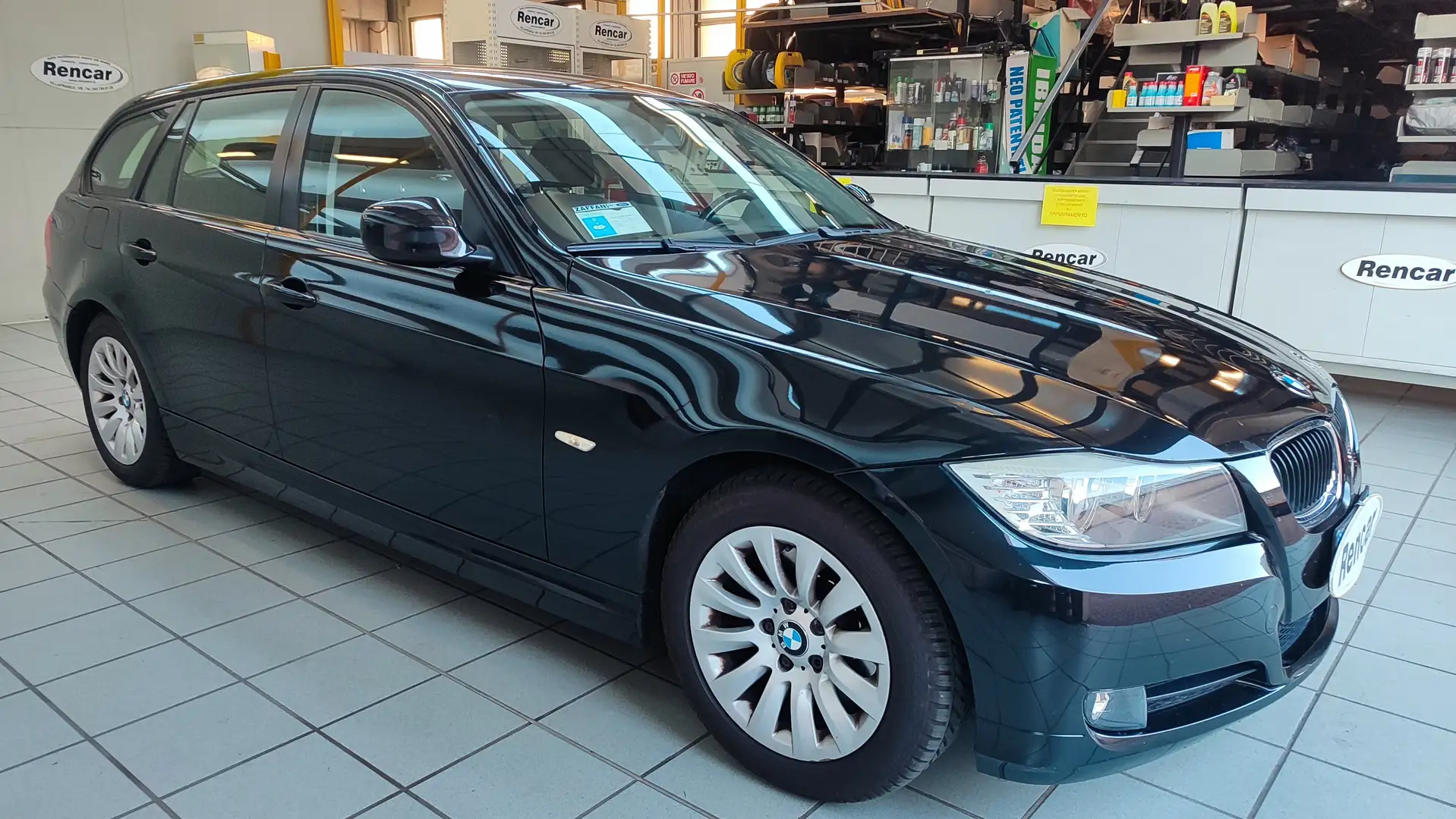 BMW 320 Serie 3 E91 Touring 320d Touring Eletta FL Schwarz - 1