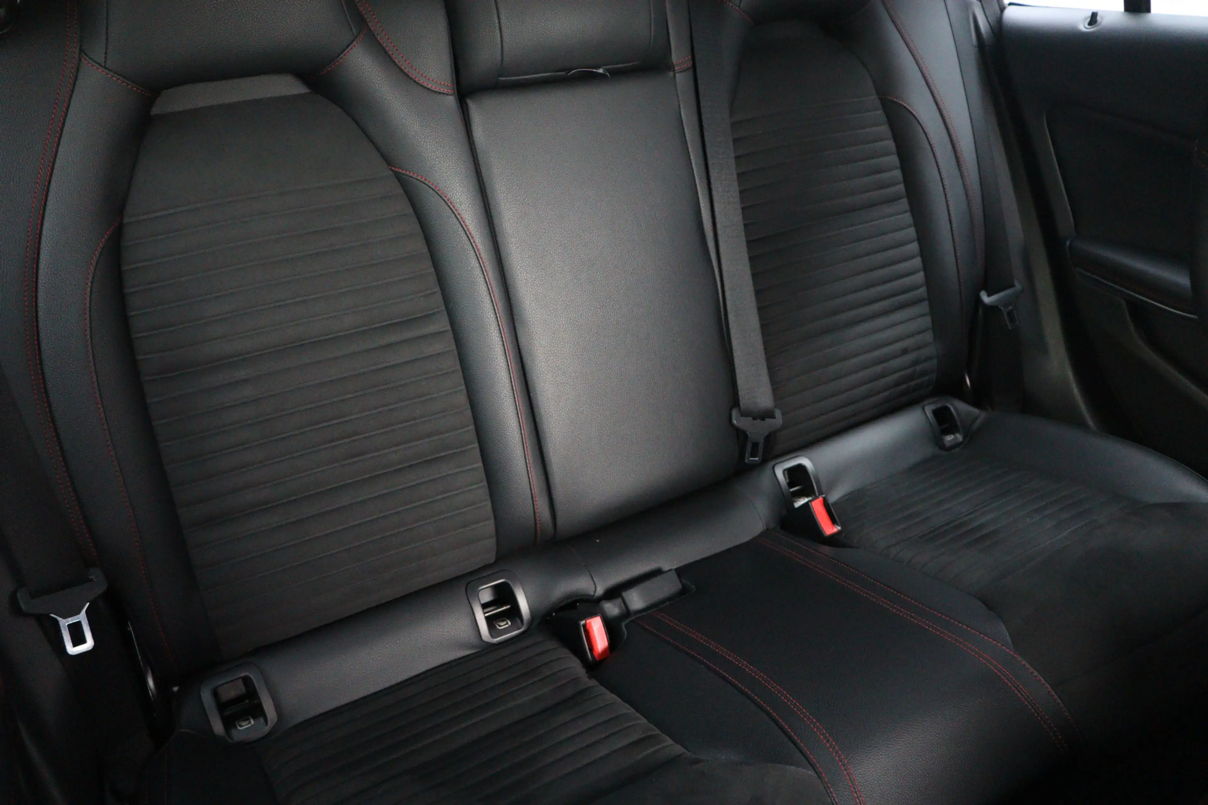 Mercedes-Benz CLA 180 Shooting Brake AMG | Camera | Led | 18 Inch | — photo 14