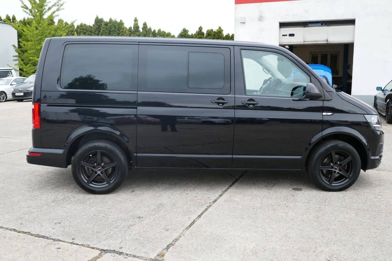 Volkswagen T6 Multivan Navi/Standhzg/AHK/PDC/Multiflexboard Schwarz - 2