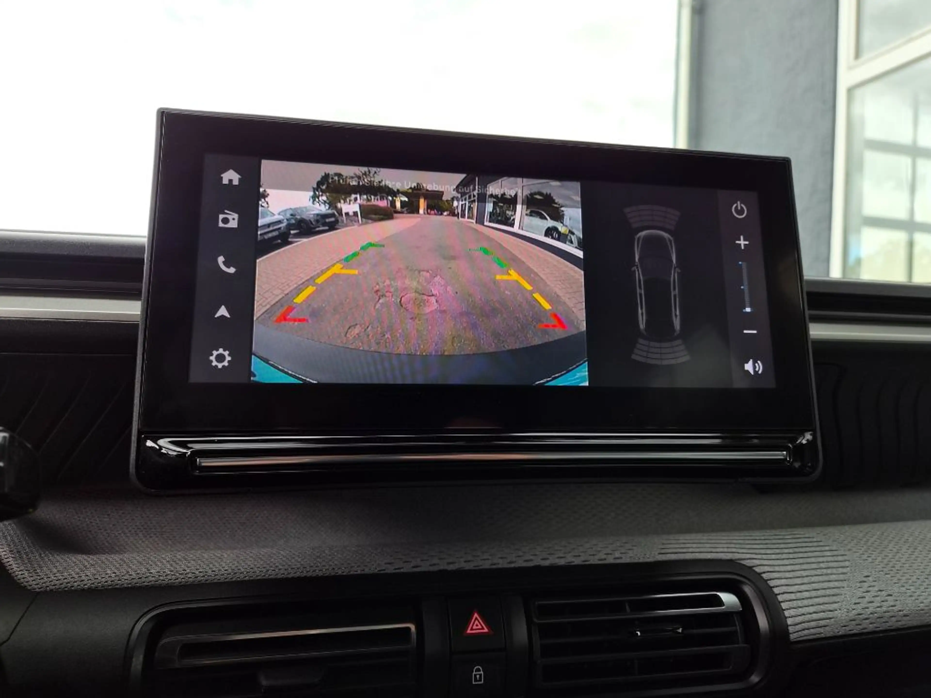 Citroen C3 e-C3 113 MAX NAVI+KAMERA+TEMPOMAT+LED — photo 13
