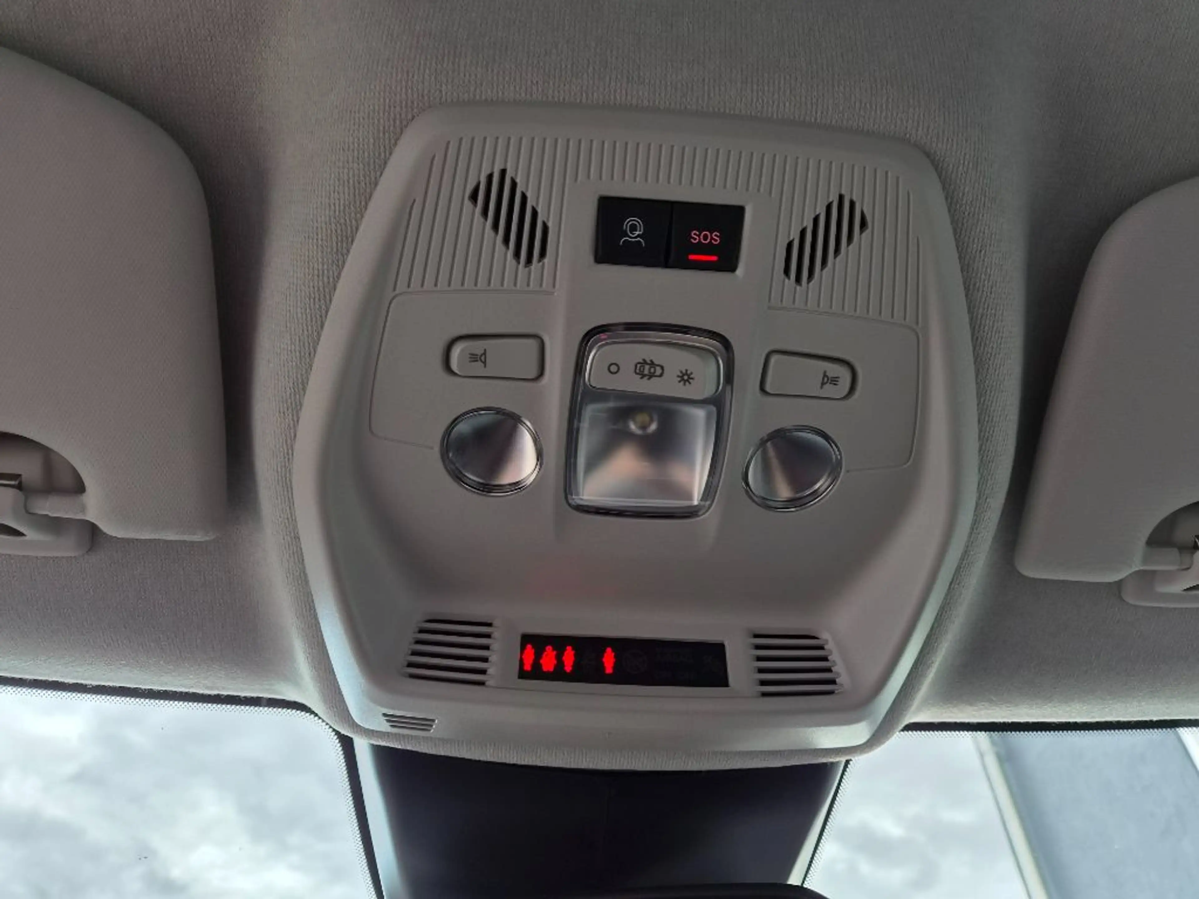 Citroen C3 e-C3 113 MAX NAVI+KAMERA+TEMPOMAT+LED — photo 18