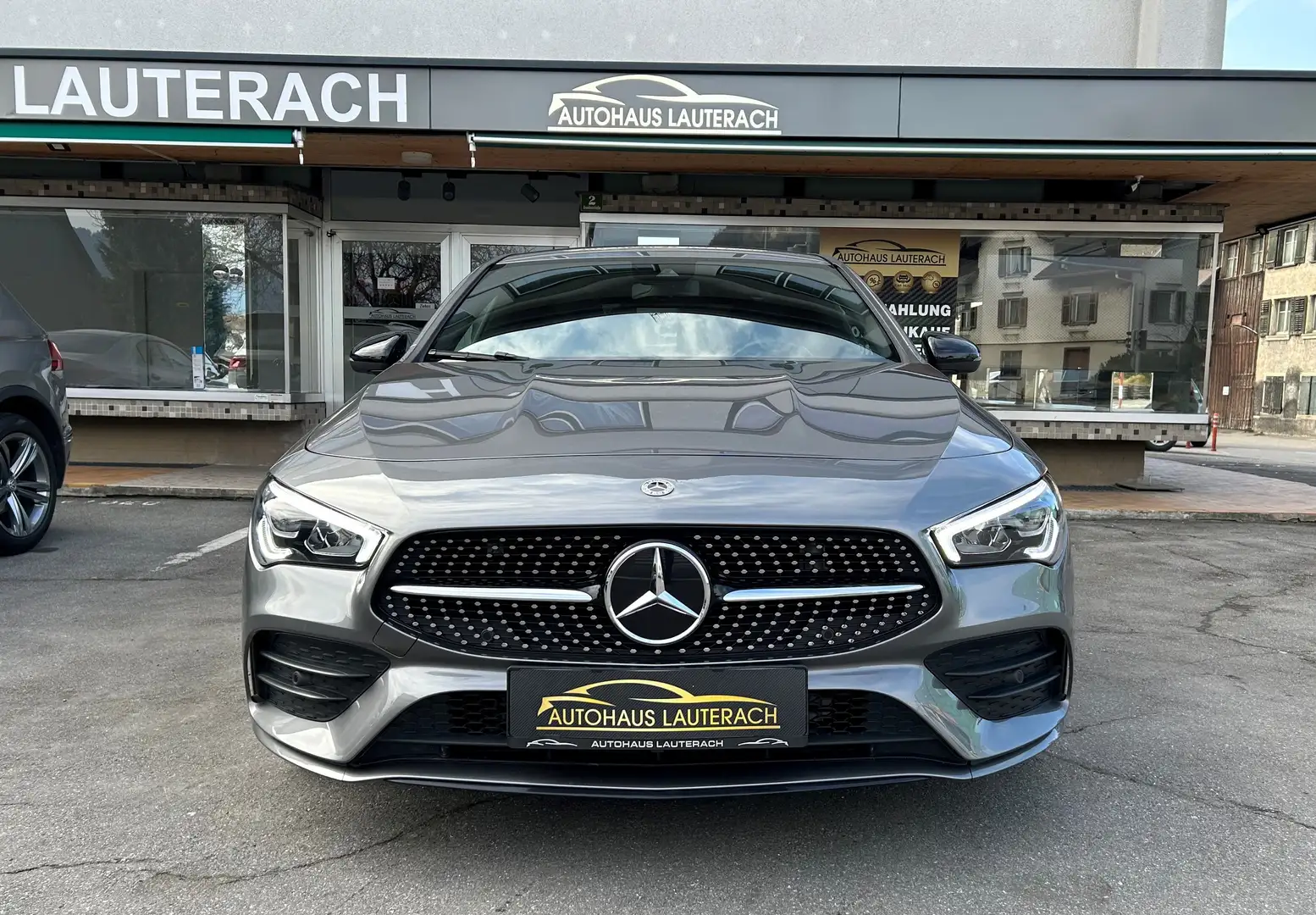 Mercedes-Benz CLA 180 d Aut. *AMG LINE *NIGHT PAKET *18"AMG *LED *KAMERA Grau - 2