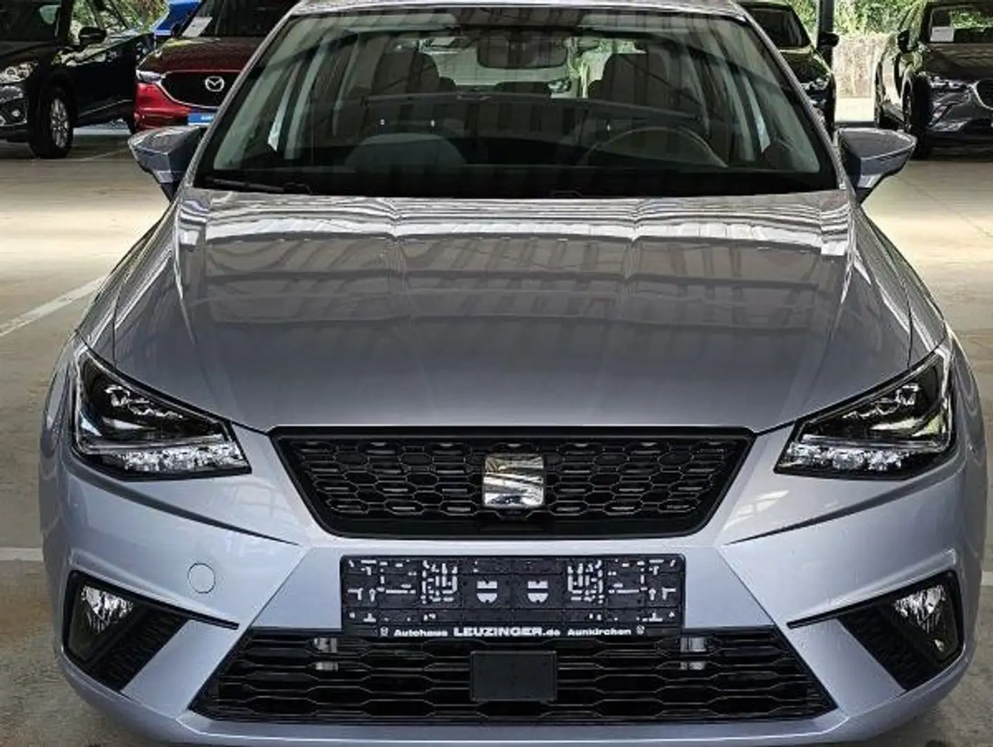 SEAT Ibiza 1.0 MPI Style NAVI FULL-LNK Argent - 2