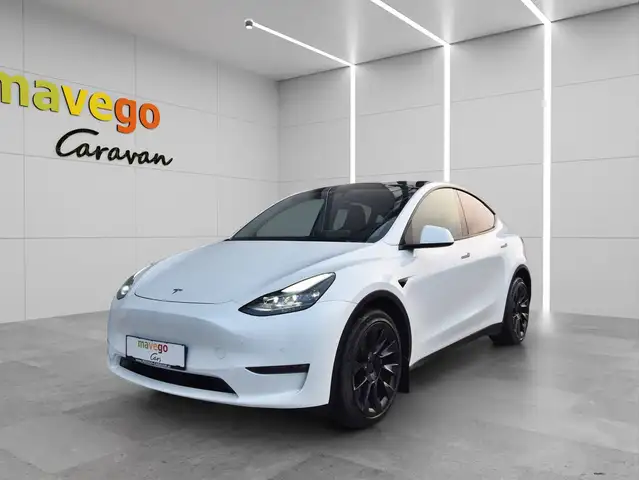 Tesla Model Y Long Range Dual AWD **ERSTBESITZ*GARANTIE**