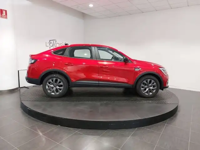 Renault Arkana view 4