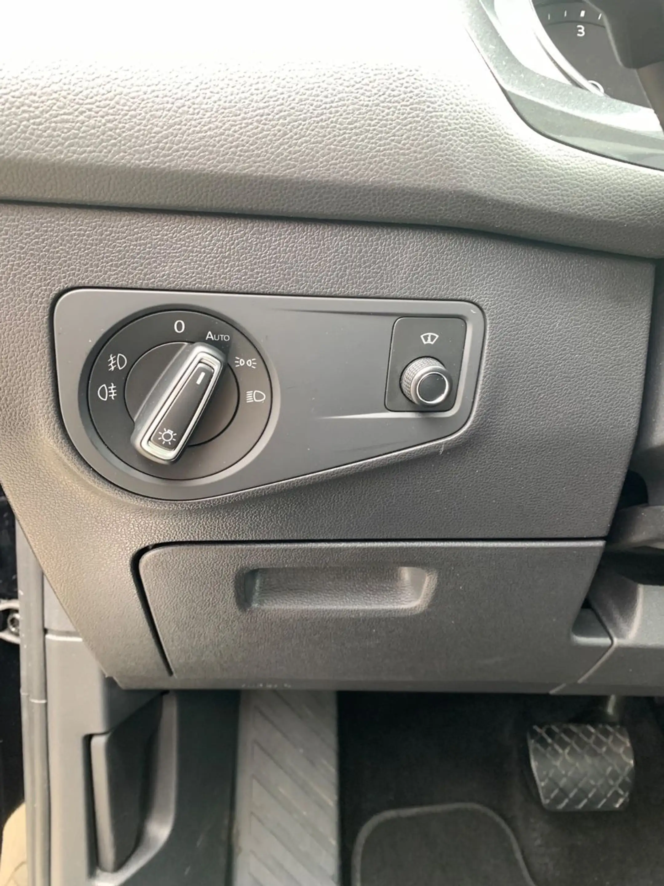 Volkswagen Tiguan Allspace 2,0 TDI DSG Highline 4x4 7 Sitze — photo 8