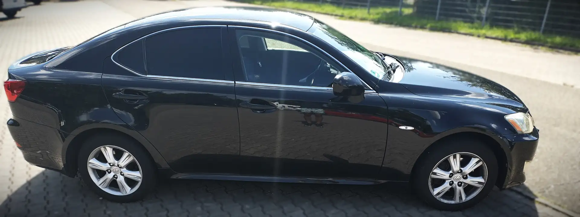 Lexus IS 220d IS 220d DPNR Zwart - 2