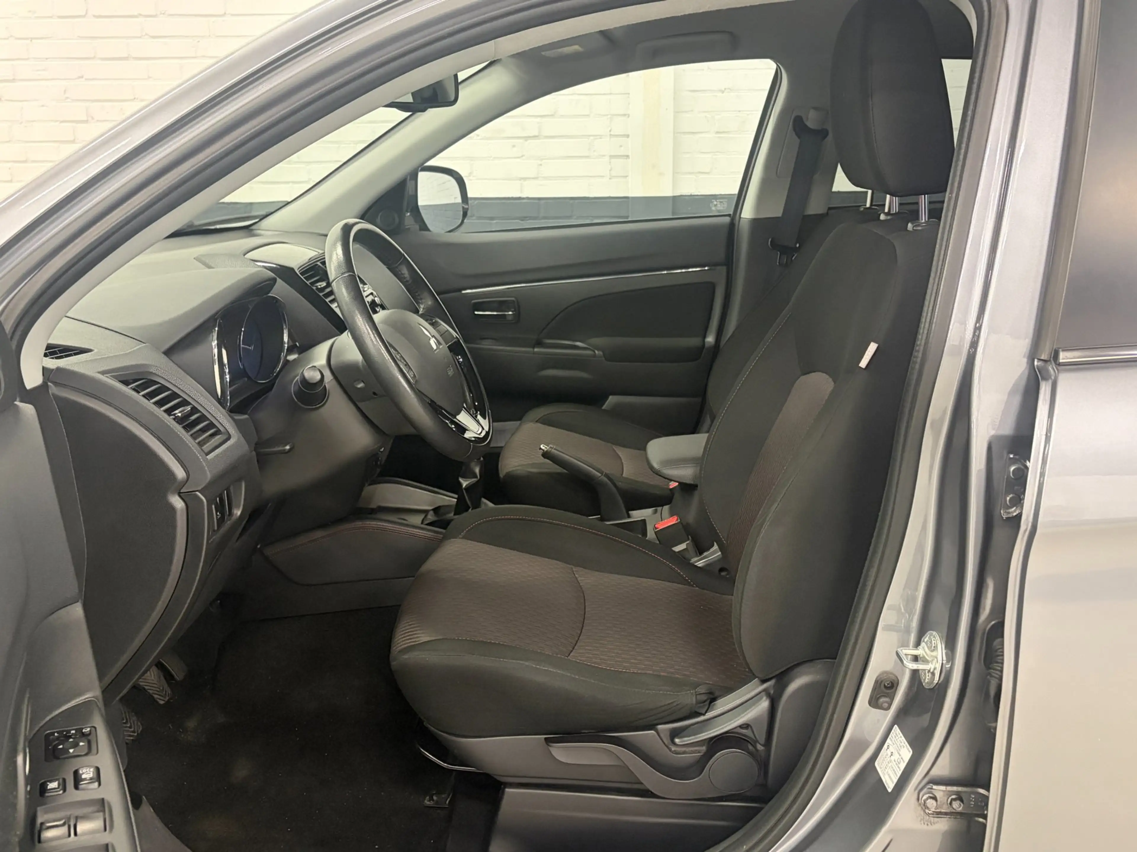 Mitsubishi ASX 1.6 Cleartec Connect Pro Airco / Navi / Camera / S — photo 8