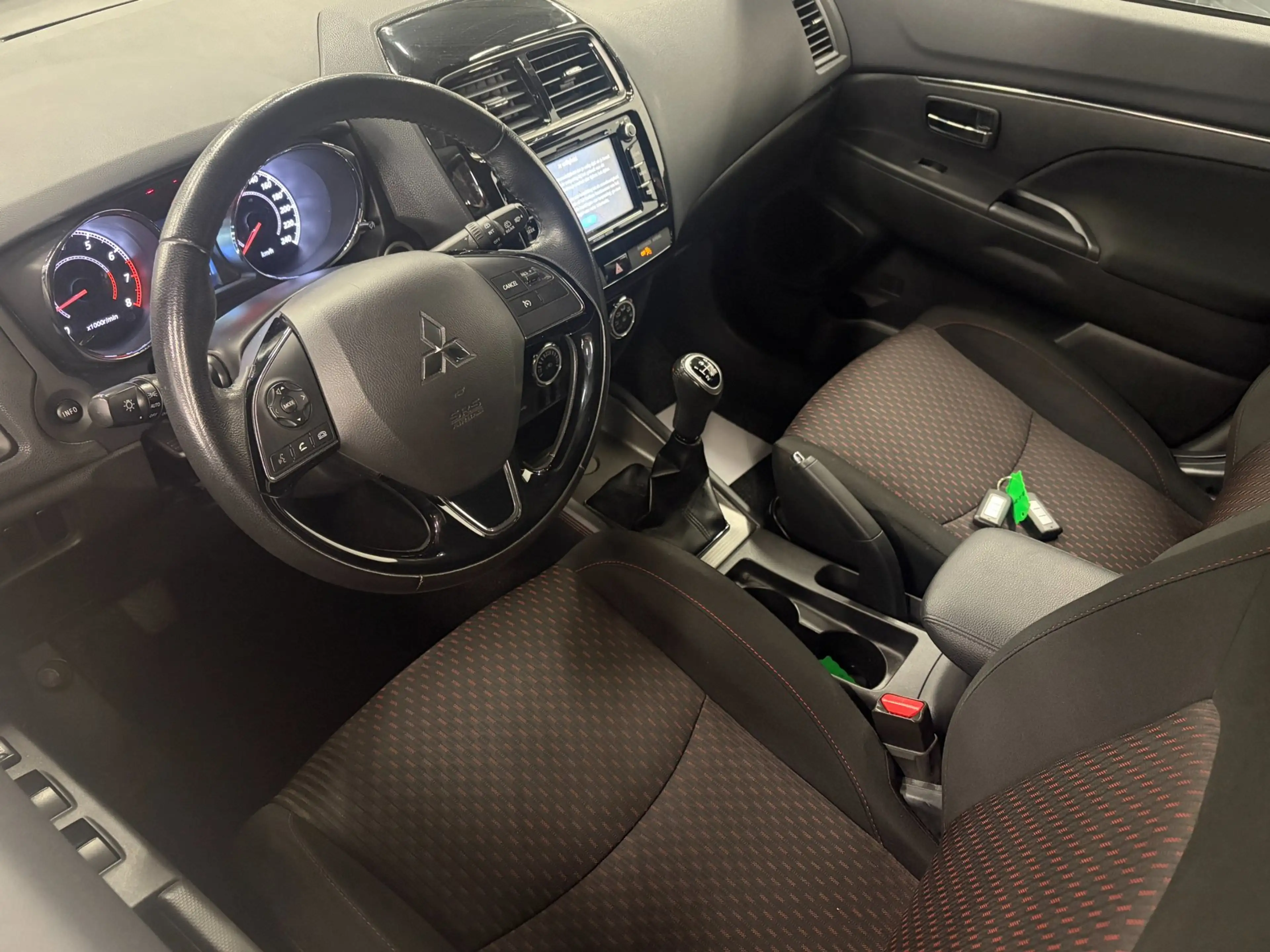Mitsubishi ASX 1.6 Cleartec Connect Pro Airco / Navi / Camera / S — photo 2