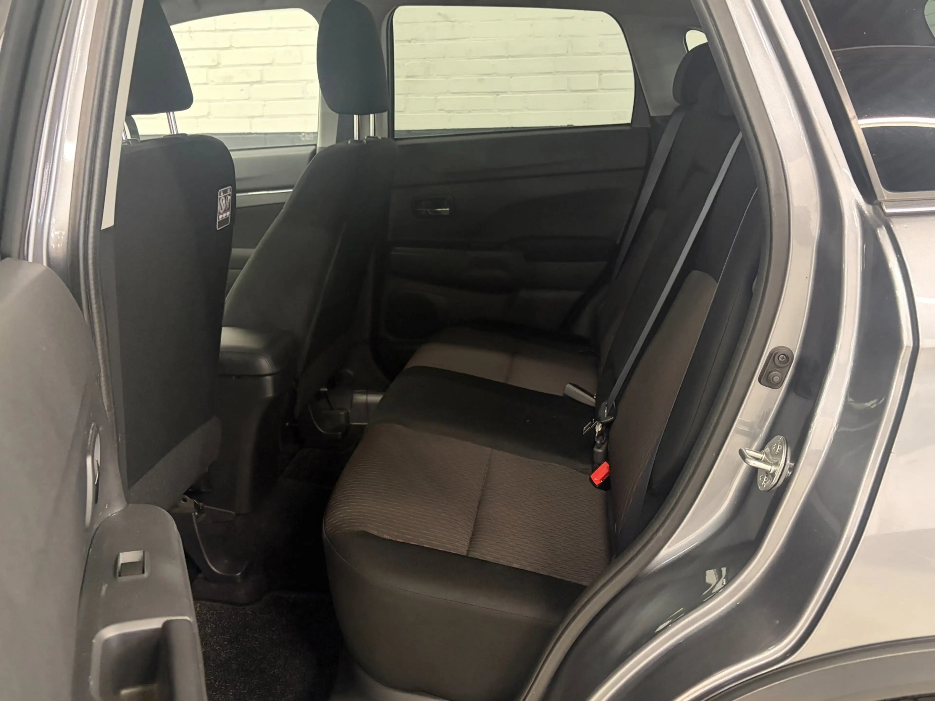 Mitsubishi ASX 1.6 Cleartec Connect Pro Airco / Navi / Camera / S — photo 9