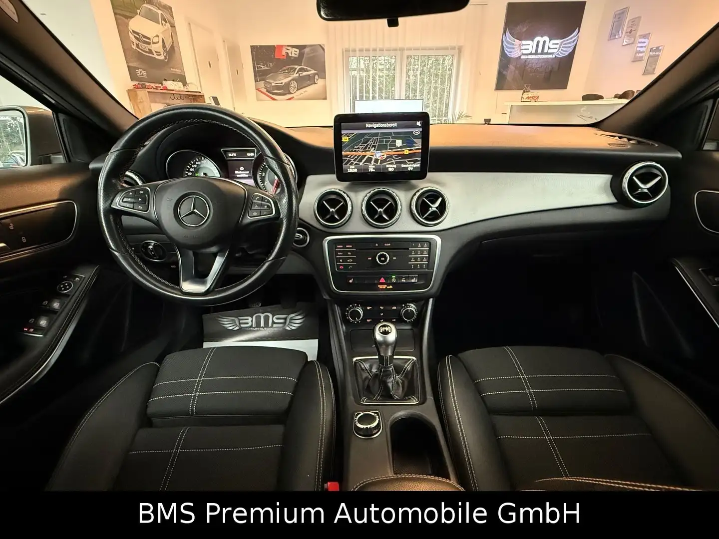 Mercedes-Benz GLA 200 Score Garantie bis 01.2027 Grau - 2