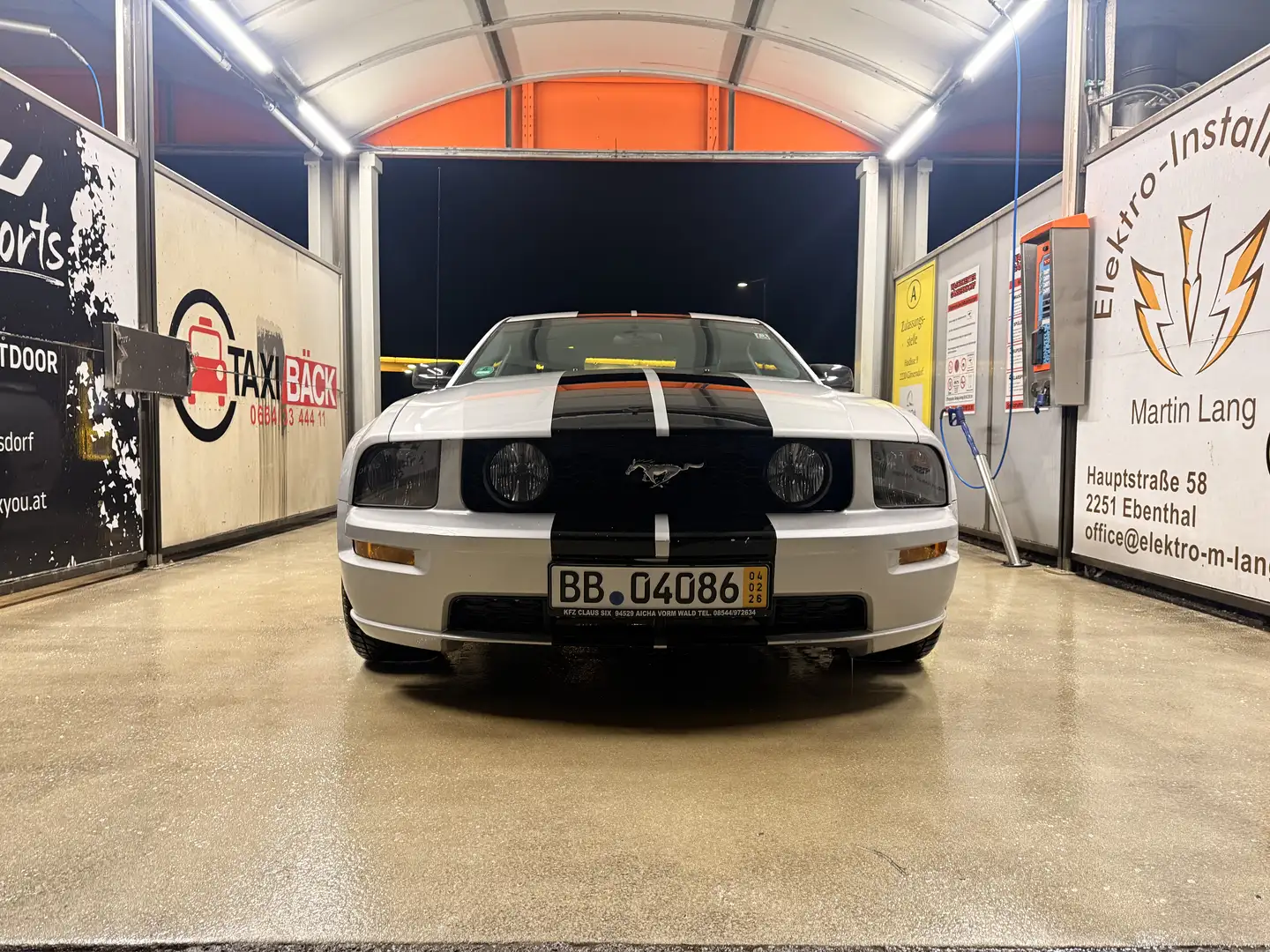 Ford Mustang GT 4.6 V8 Automatik Coupé Silber - 1