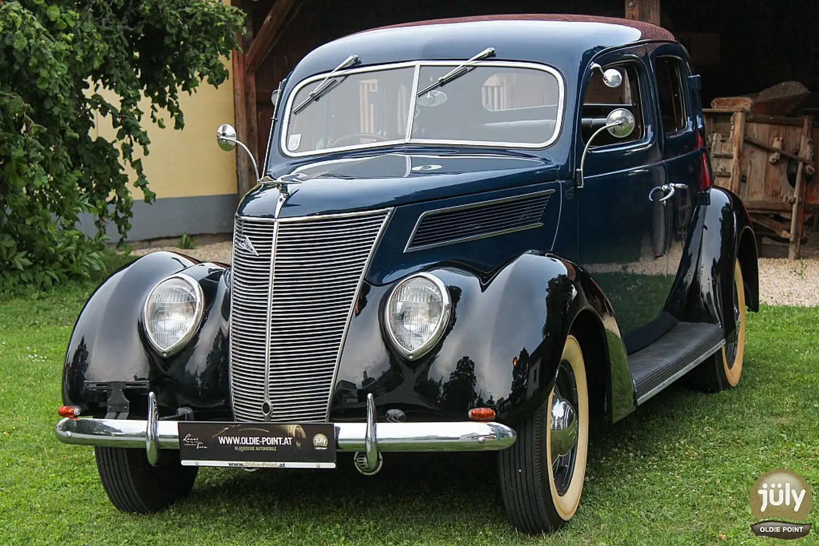 Ford Sonstige Ford V8 Fordor Sedan –  mit Flathead-V8 Blau - 1