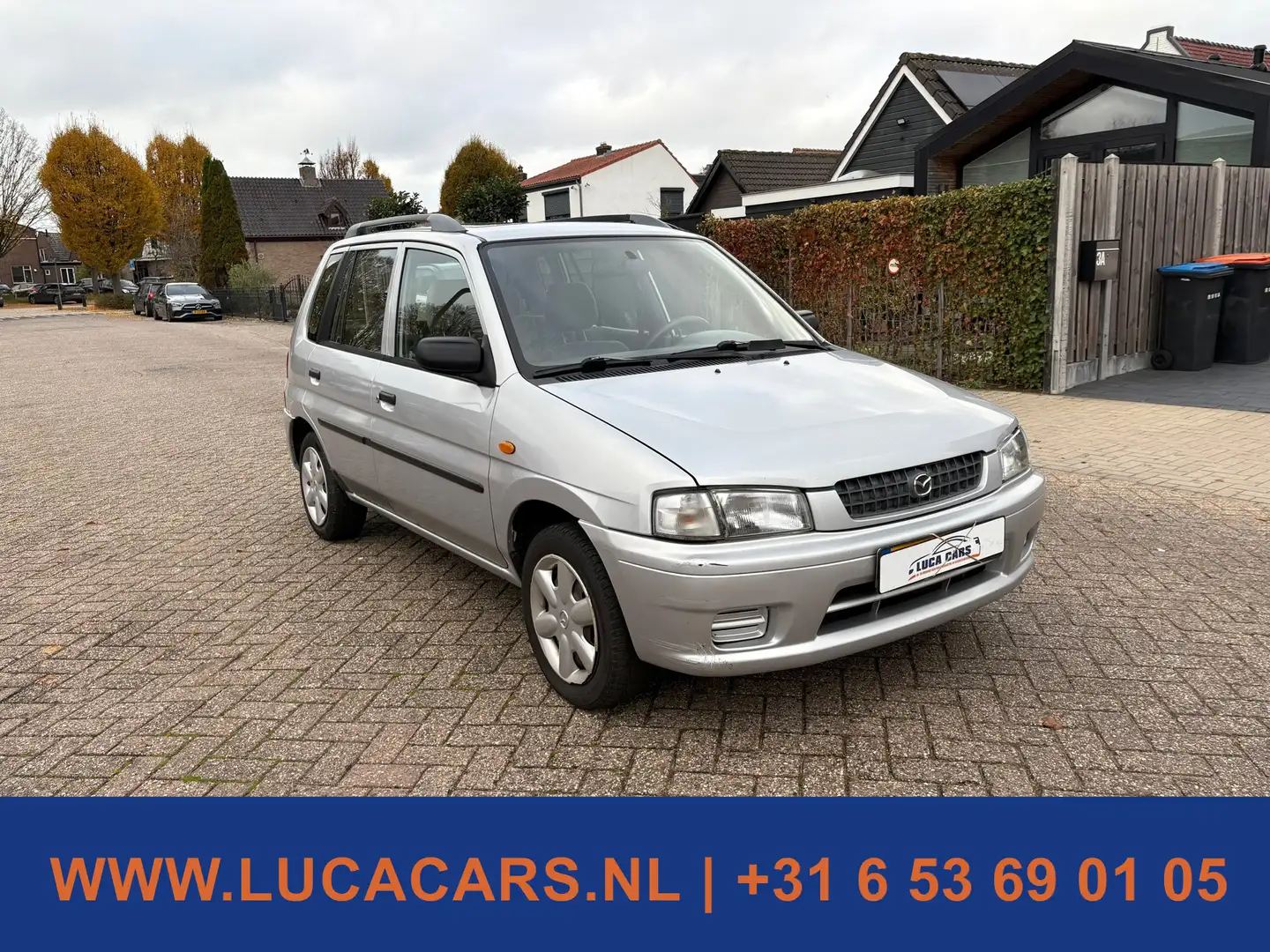 Mazda Demio 1.3 GLX Plus NIEUWE APK! Grau - 2