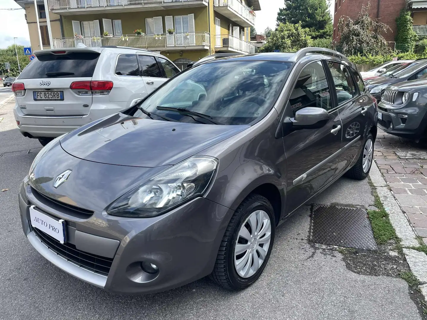 Renault Clio Clio 5p 1.2 tce Dynamique 100cv - 2