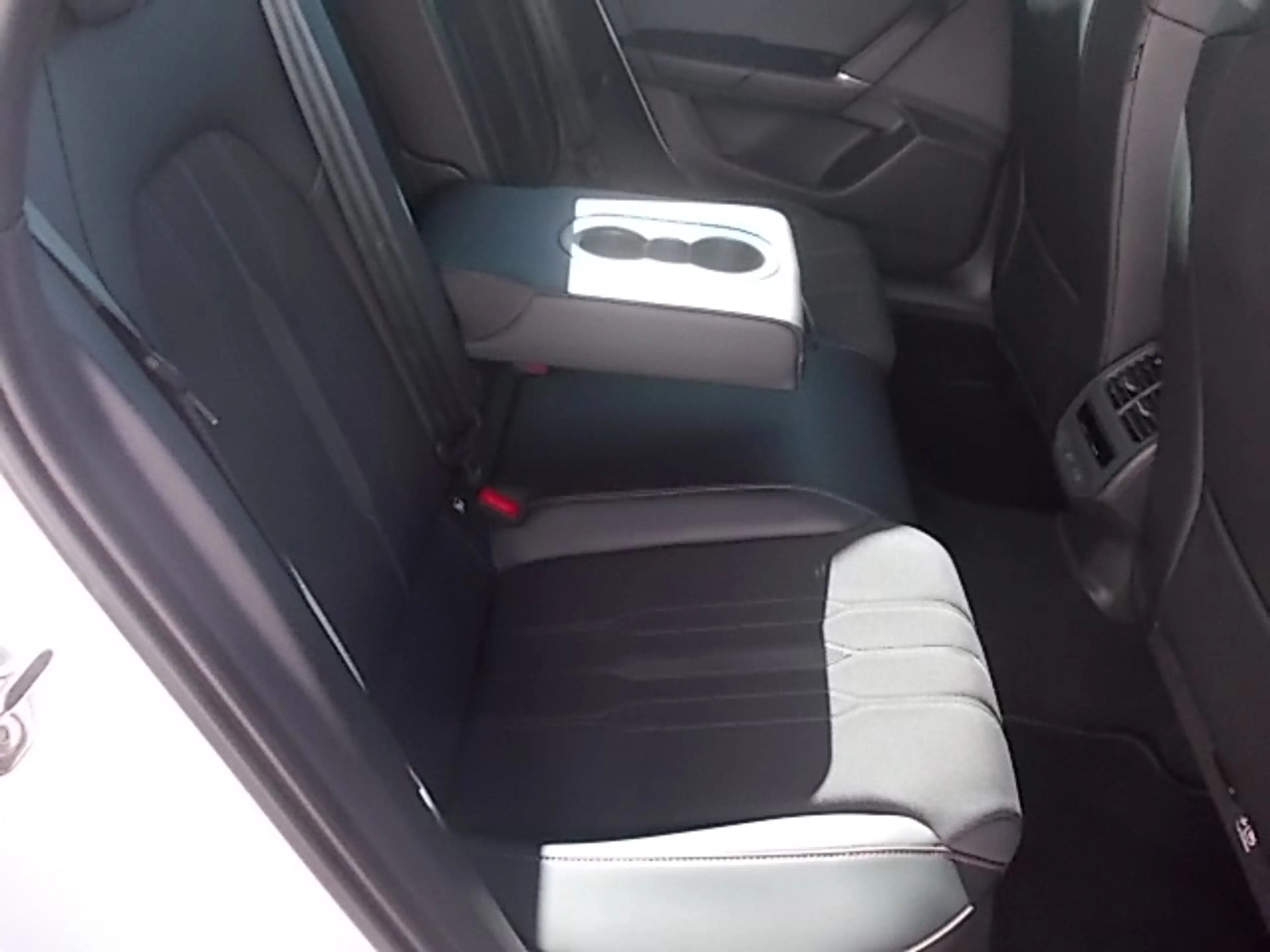 CUPRA Leon VZ e-Hybrid, 19" Alufelgen, LED, ACC, Digital Cockpit — photo 10