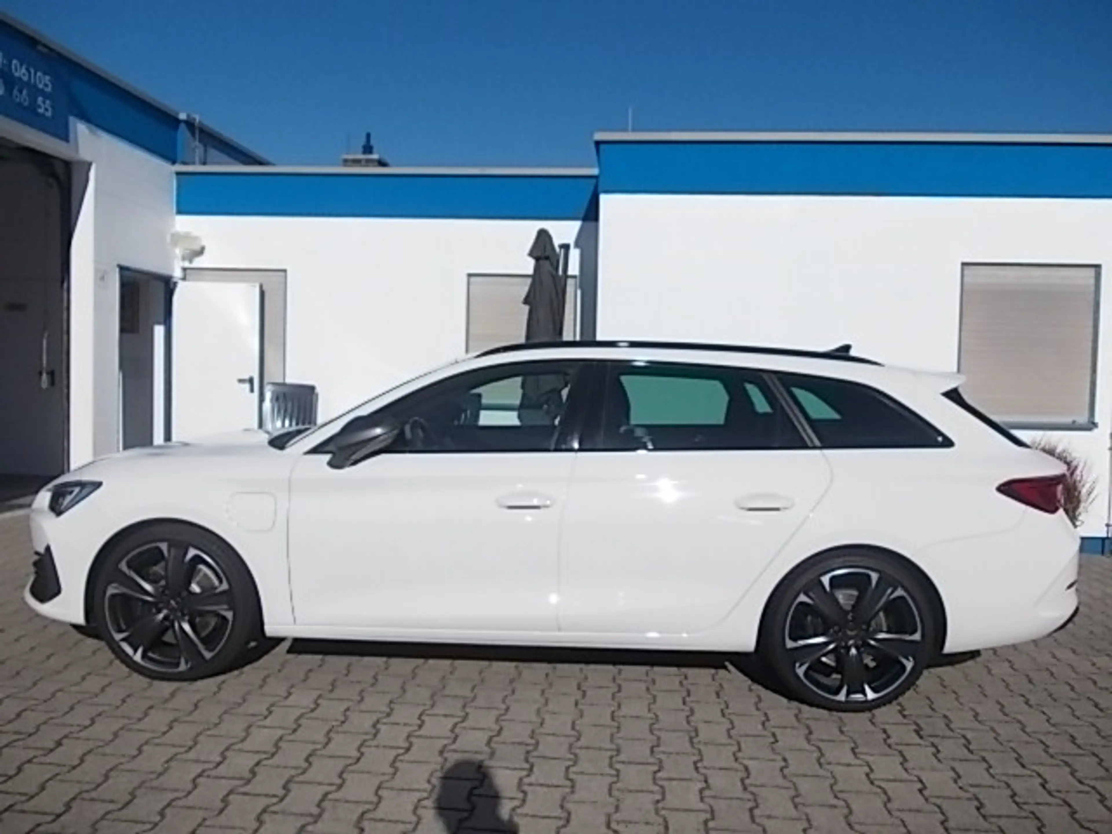CUPRA Leon VZ e-Hybrid, 19" Alufelgen, LED, ACC, Digital Cockpit — photo 7