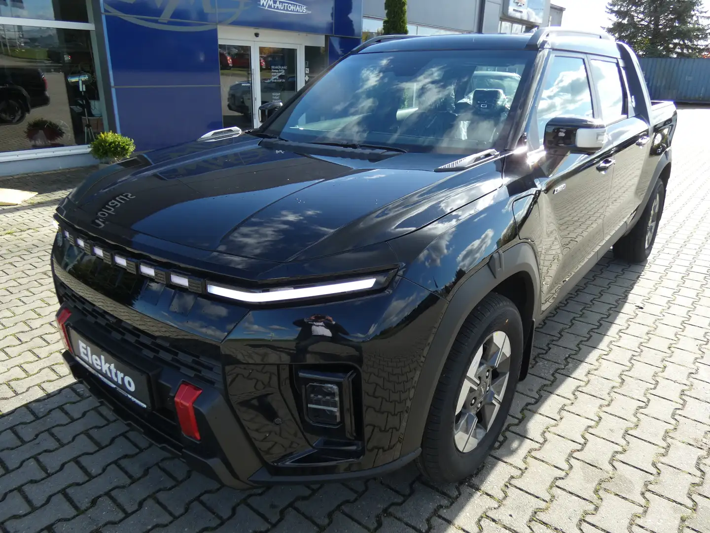KGM Musso EV Lux 4x4 Automatik, Leder, 360° Kamera, Sitzh Schwarz - 1