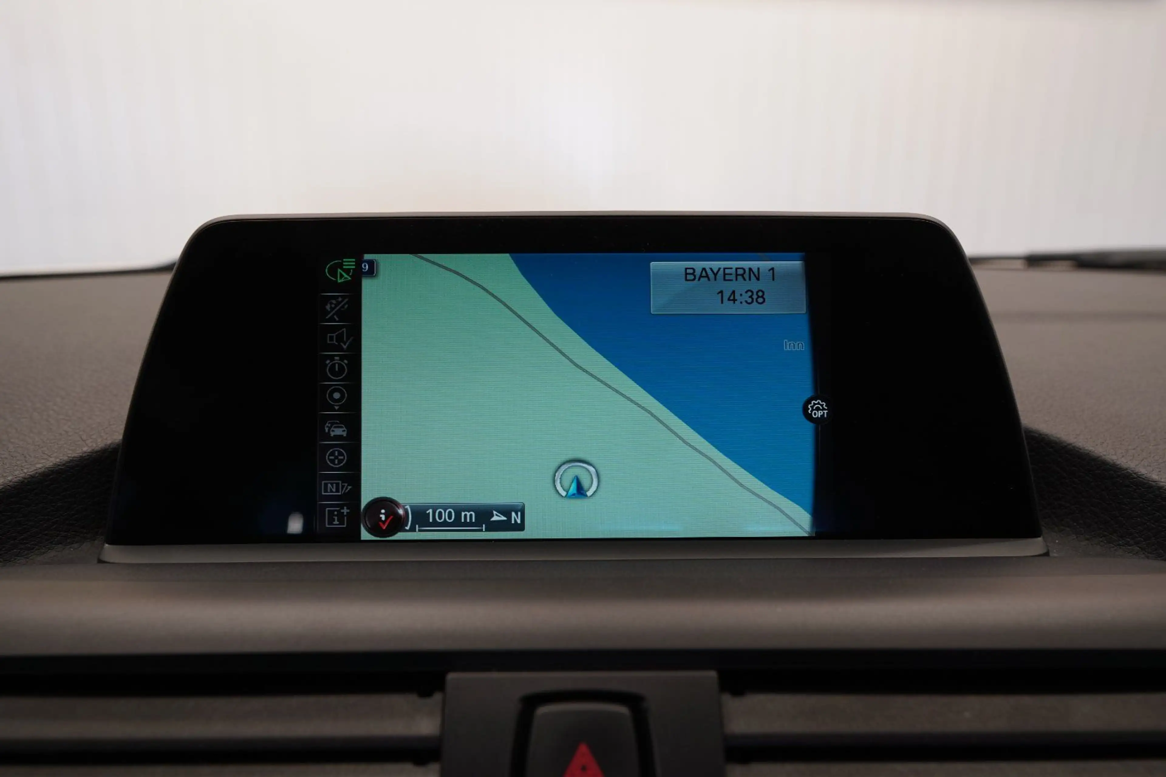 BMW 118 i "Advantage" LED*SITZH*TEMPOMAT*PDC — photo 27
