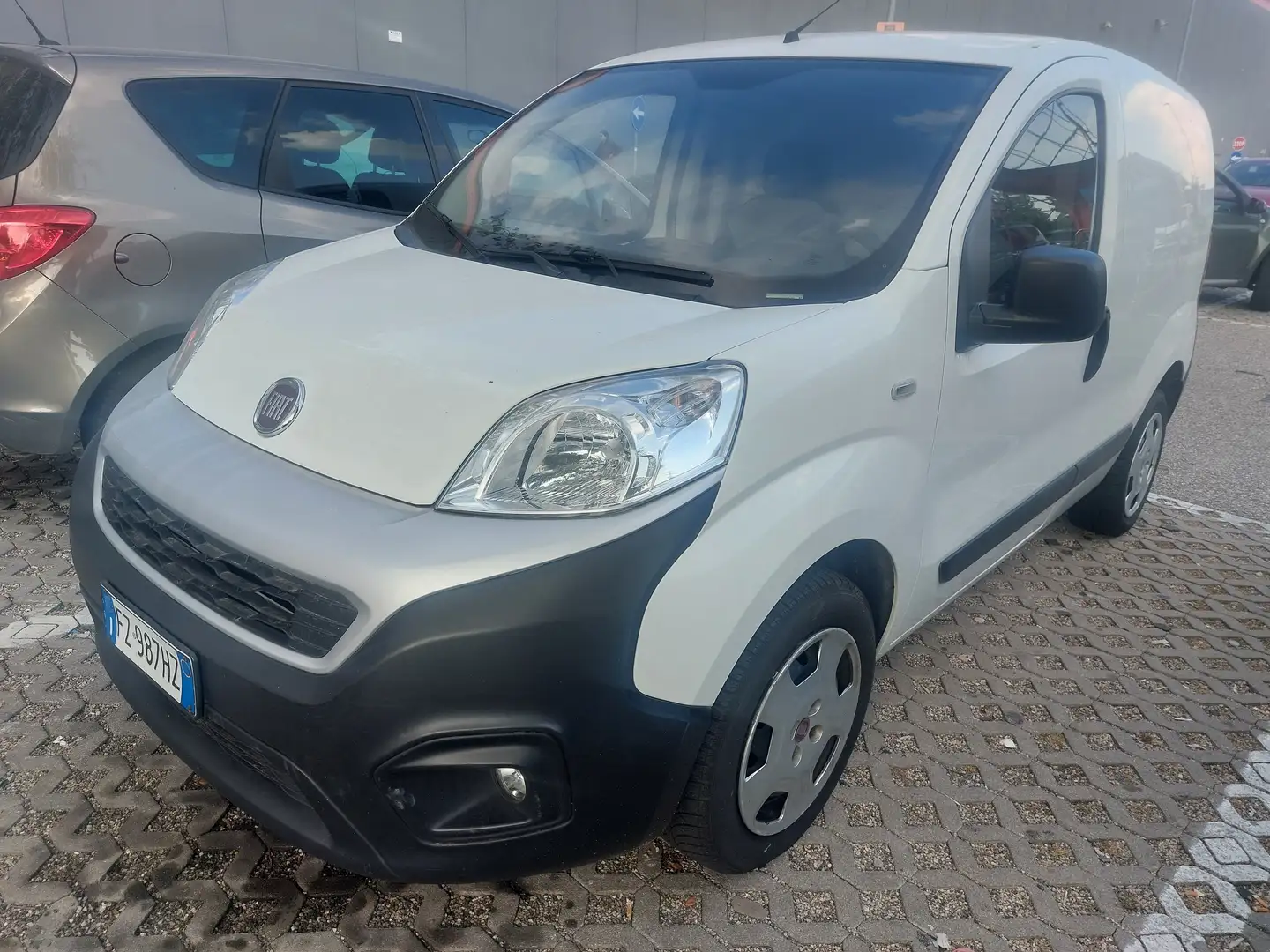 Fiat Fiorino 10 2019  / 4P . FURGONATA 1.3 MULTIJET 95 CV E6 SX Bianco - 2