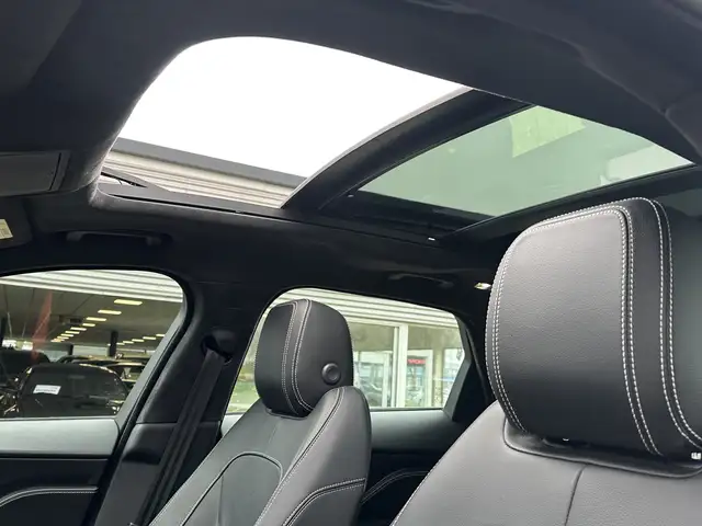 Jaguar F-Pace view 13
