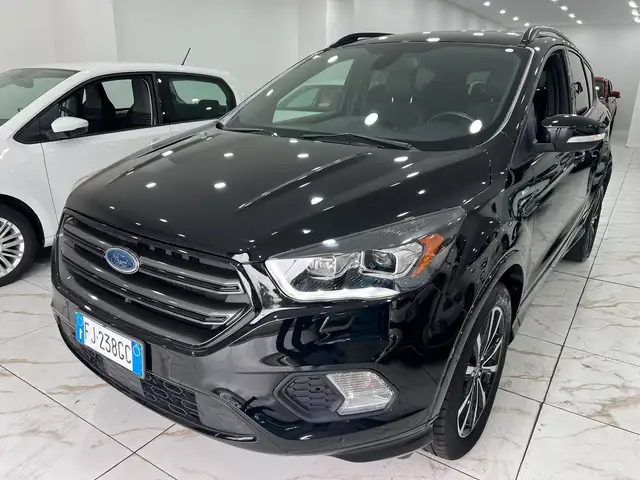 Ford Kuga Kuga II 2017 1.5 tdci ST-Line s