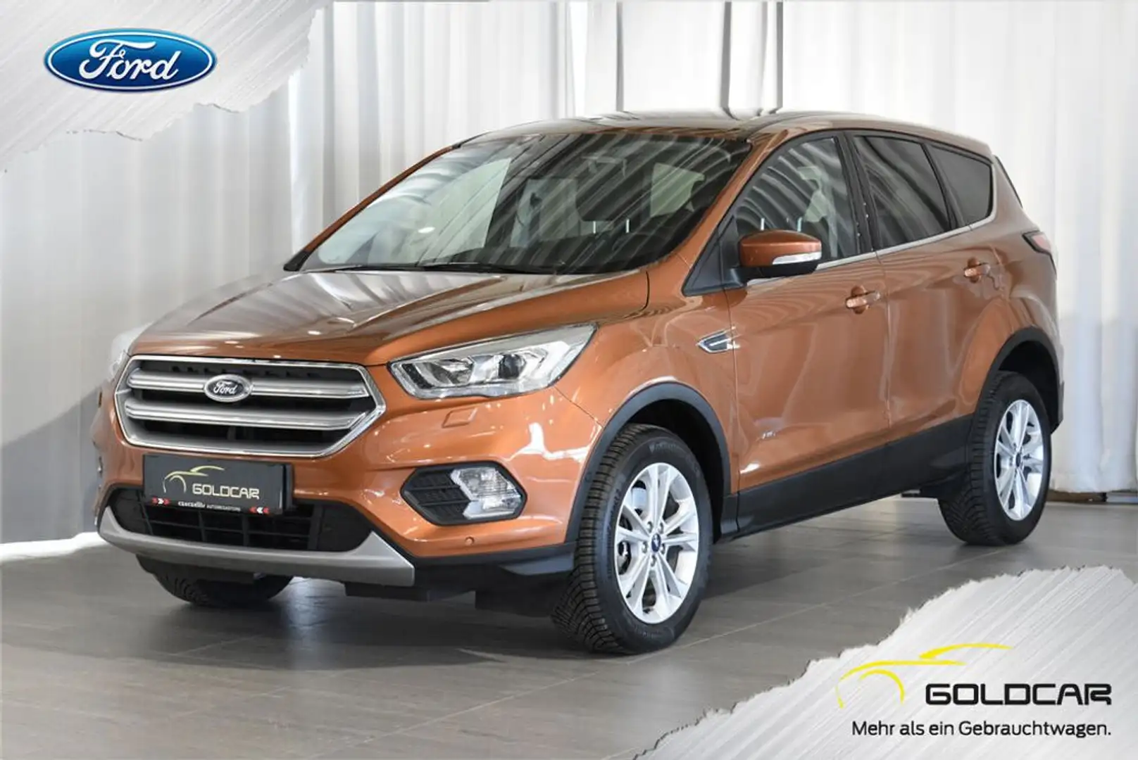 Ford Kuga 1,5 EcoBoost Titanium AWD Gold - 1