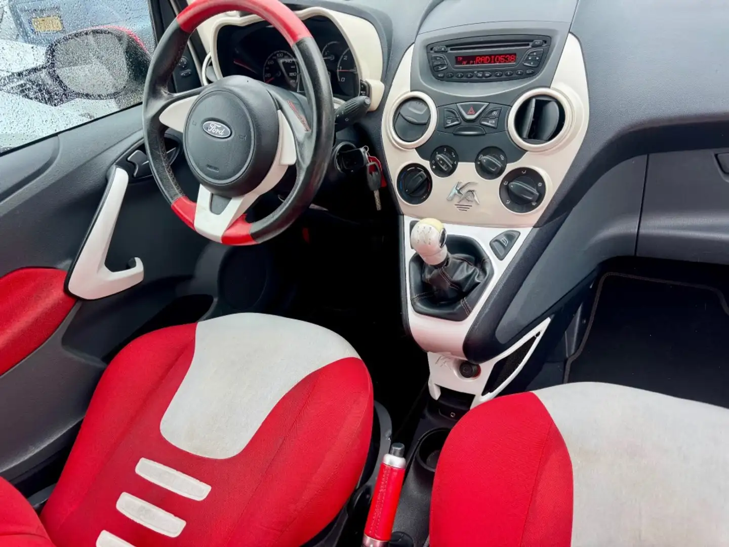 Ford Ka/Ka+ 1.2 Grand Prix start/stop AIRCO LMV NAP APK 7-2026 Wit - 2