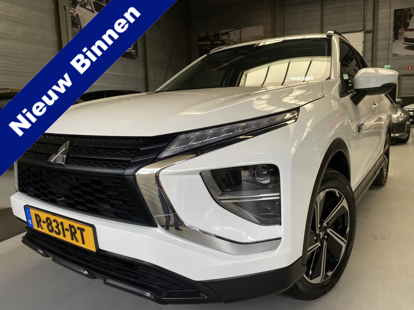 Mitsubishi Eclipse Cross 2.4 PHEV Instyle Cruise, Carplay, Led Wit - 1