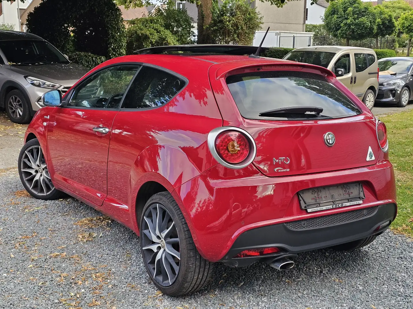 Alfa Romeo MiTo 0.9 i * 75 000 KM * 105 CH *CUIR+TOIT OUVR+NAVI+.. Rood - 2