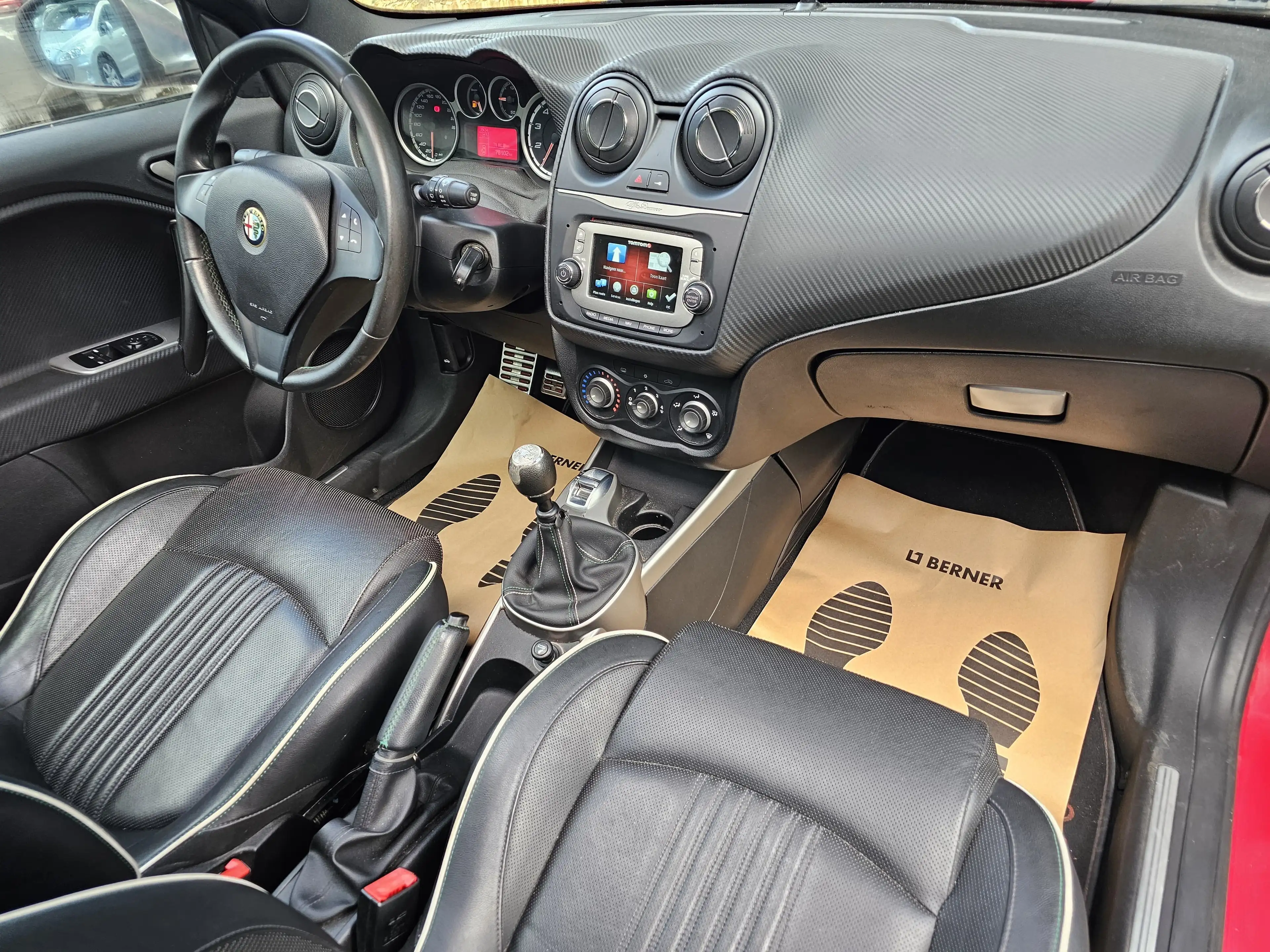Alfa Romeo MiTo 0.9 i * 75 000 KM * 105 CH *CUIR+TOIT OUVR+NAVI+.. — photo 13