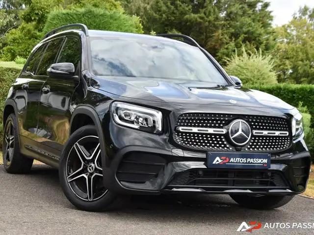 Mercedes-Benz GLB 180 2.0 Pack AMG & Shadow Line & Light Pack