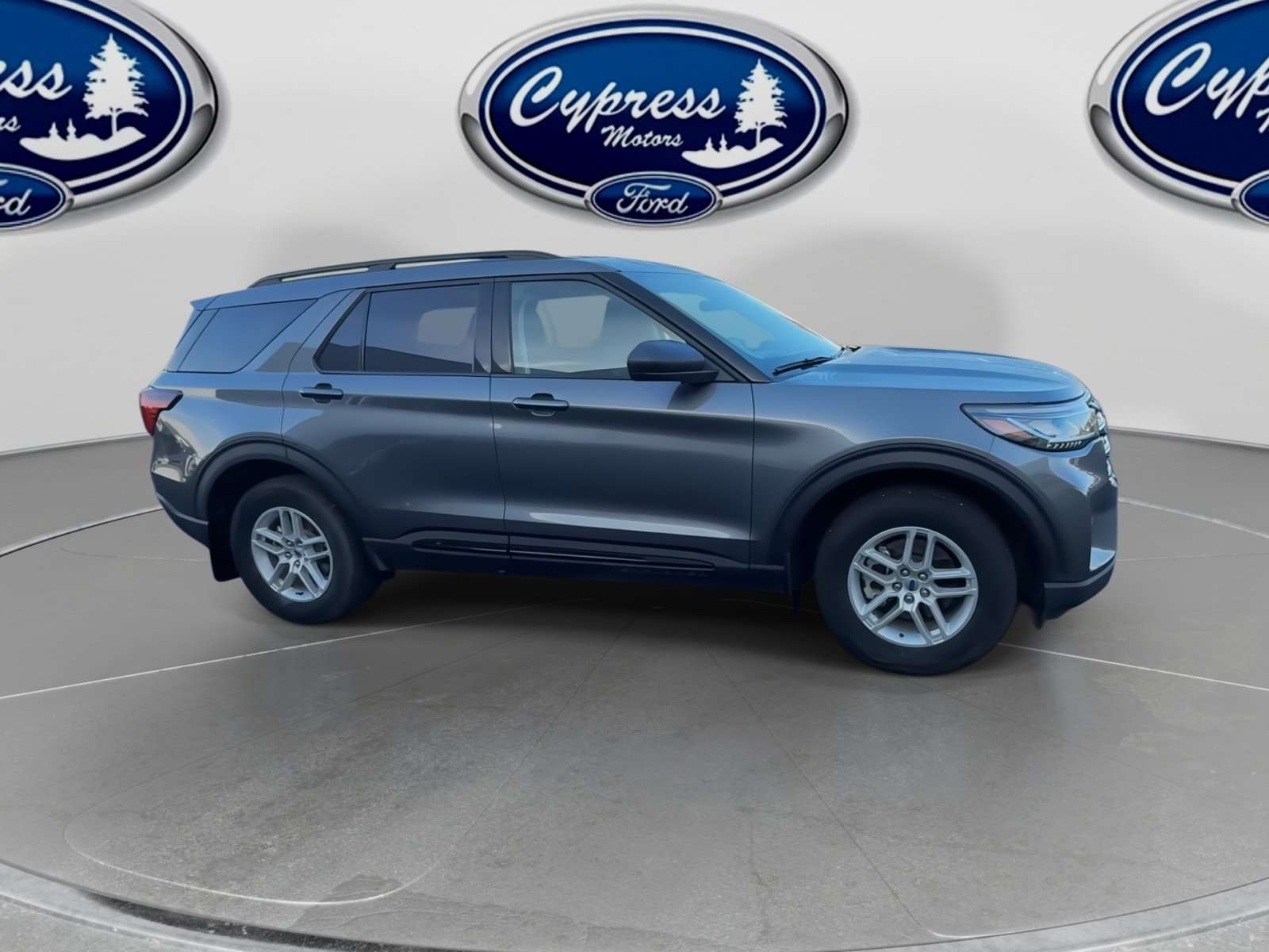 2026 Ford Explorer Active W/100a Pkg — снимка 2