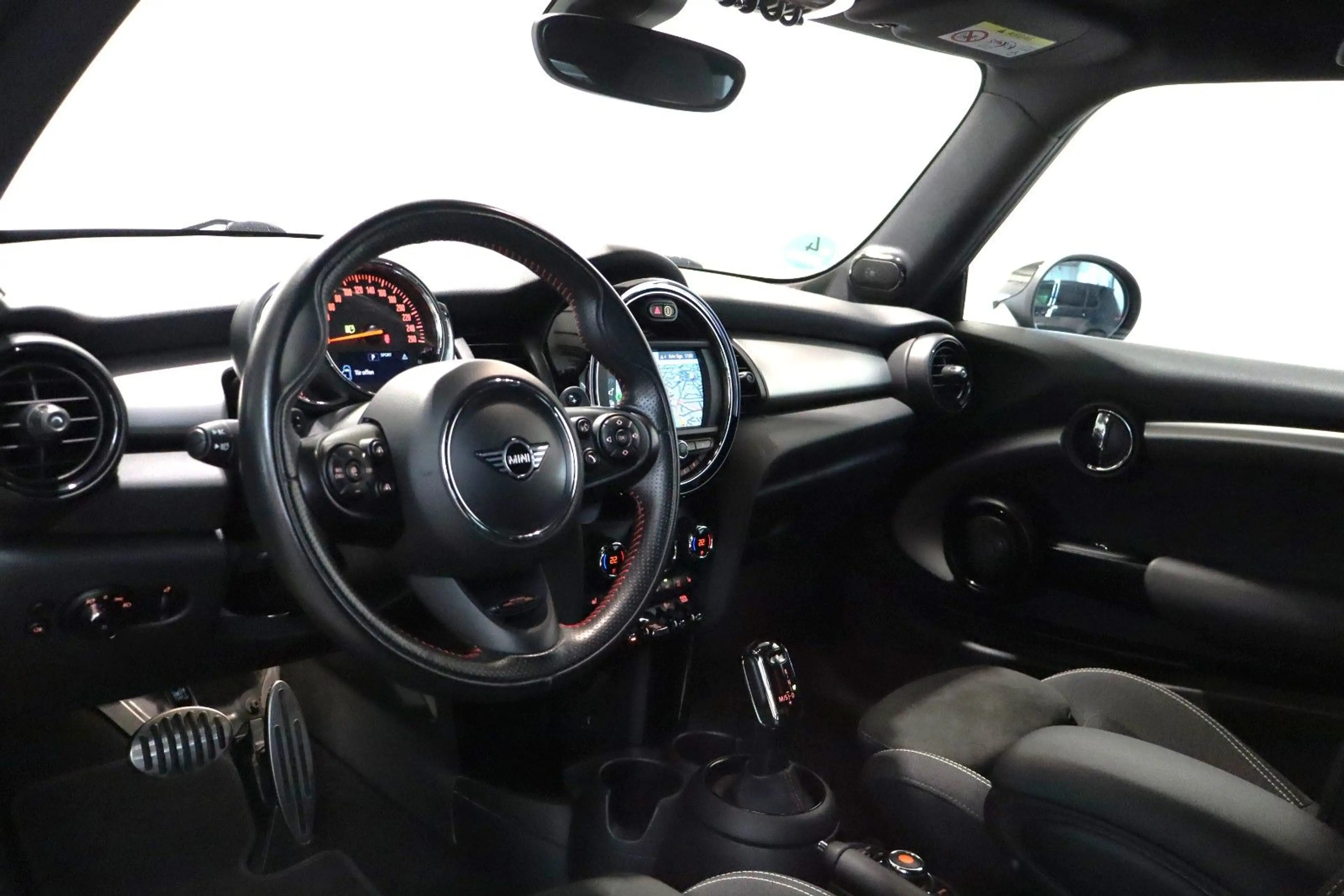 MINI Cooper S 2,0 Aut. John Cooper Works LED Kamera — photo 7