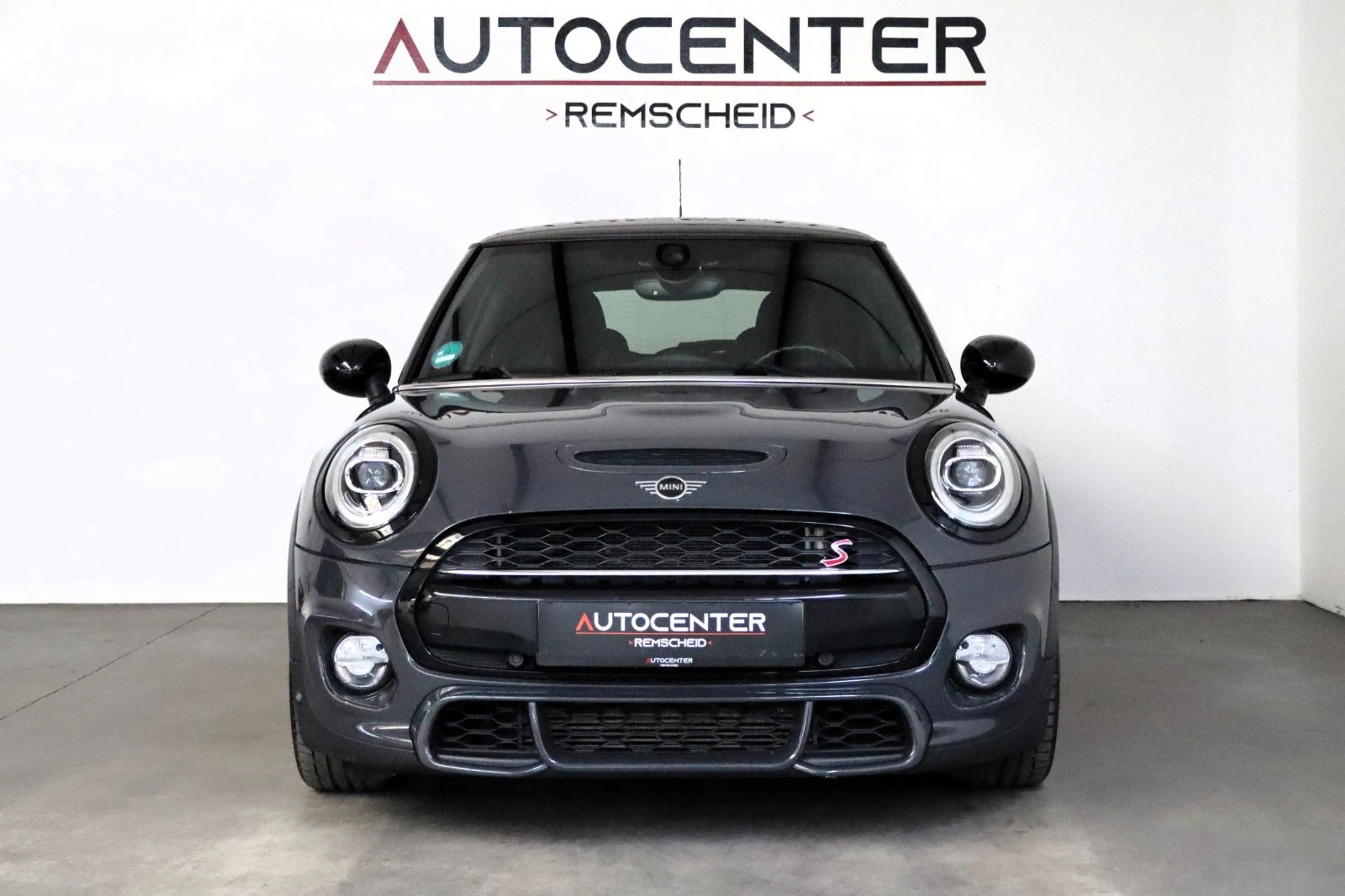 MINI Cooper S 2,0 Aut. John Cooper Works LED Kamera — photo 2