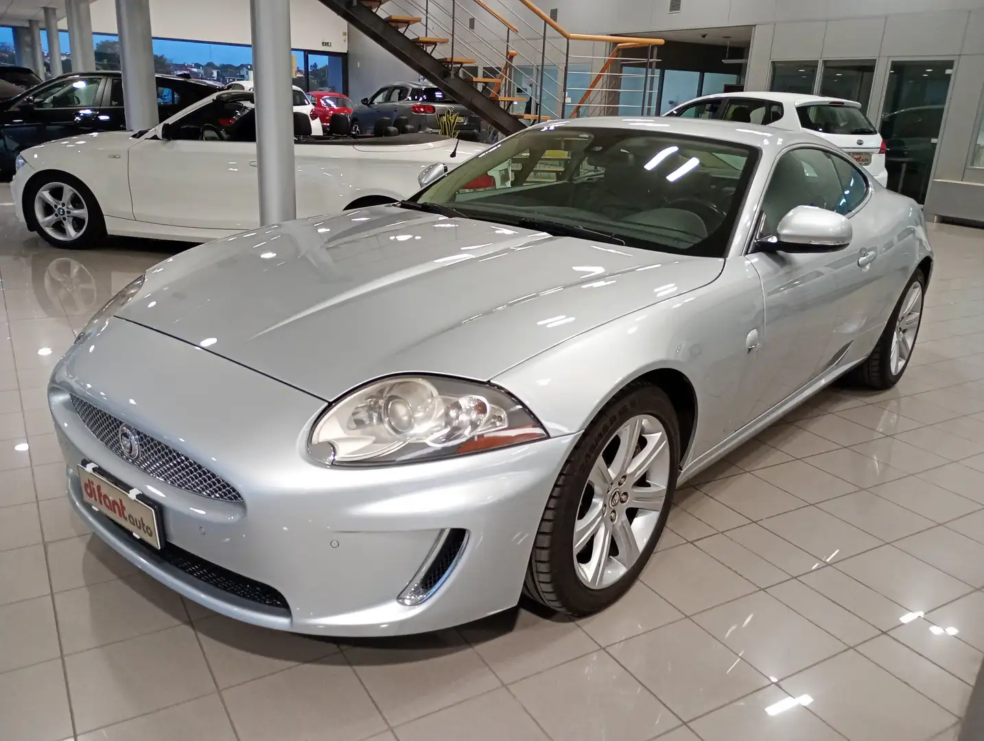 Jaguar XK XK II Coupe 5.0 auto Grigio - 1